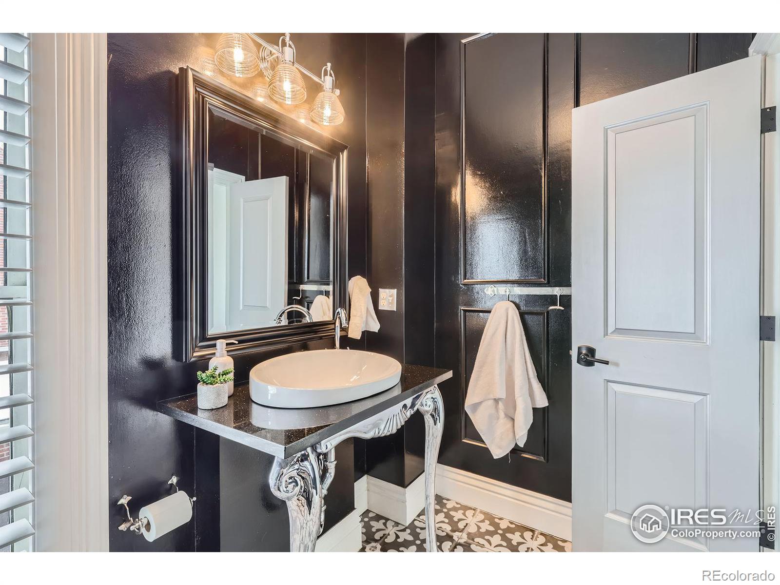 MLS Image #20 for 718  25th street,denver, Colorado
