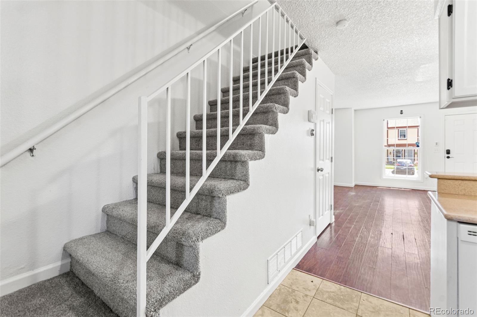 MLS Image #7 for 14465 e hawaii circle,aurora, Colorado