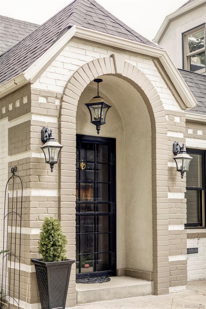 MLS Image #3 for 620  clermont street,denver, Colorado