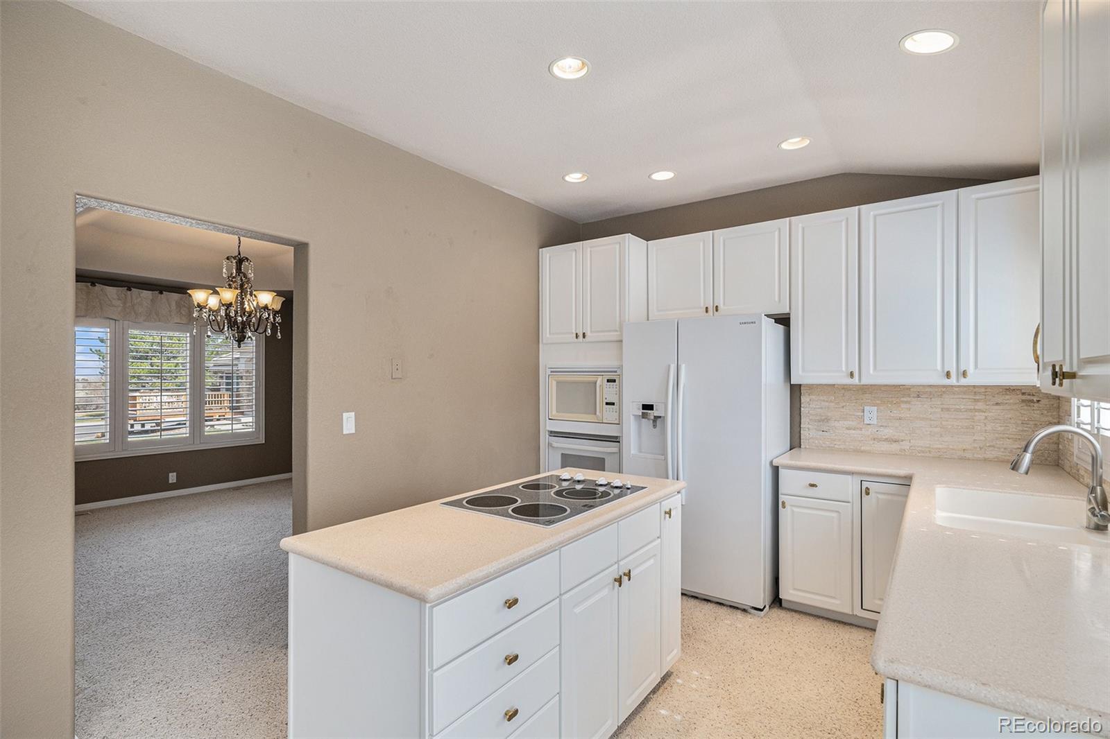 MLS Image #10 for 13806 e chenango drive,aurora, Colorado