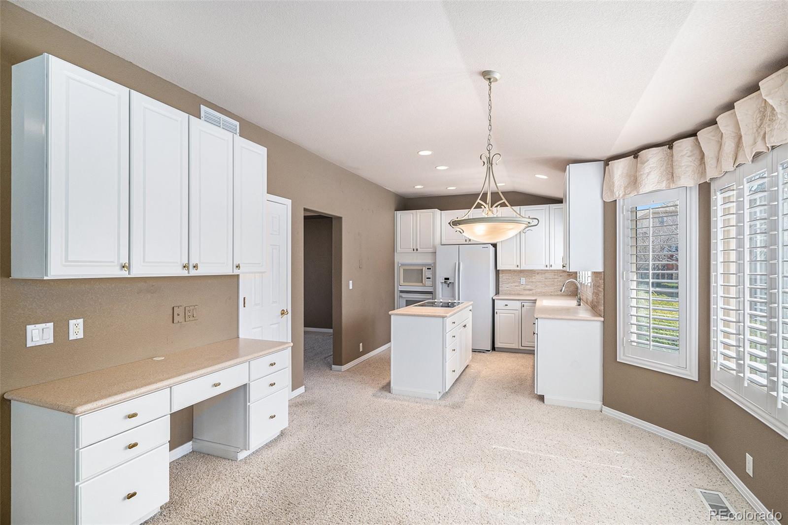 MLS Image #13 for 13806 e chenango drive,aurora, Colorado