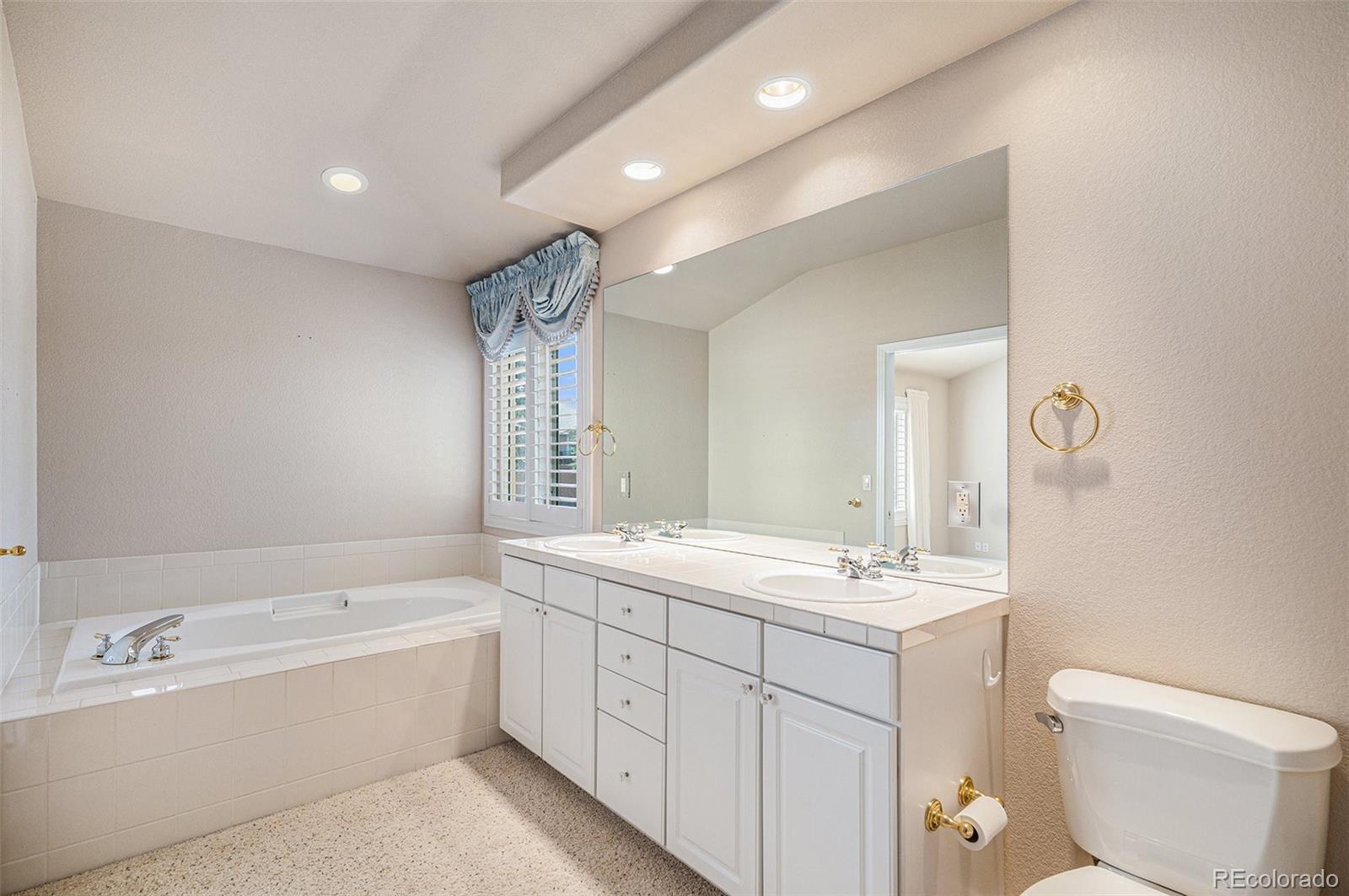 MLS Image #21 for 13806 e chenango drive,aurora, Colorado