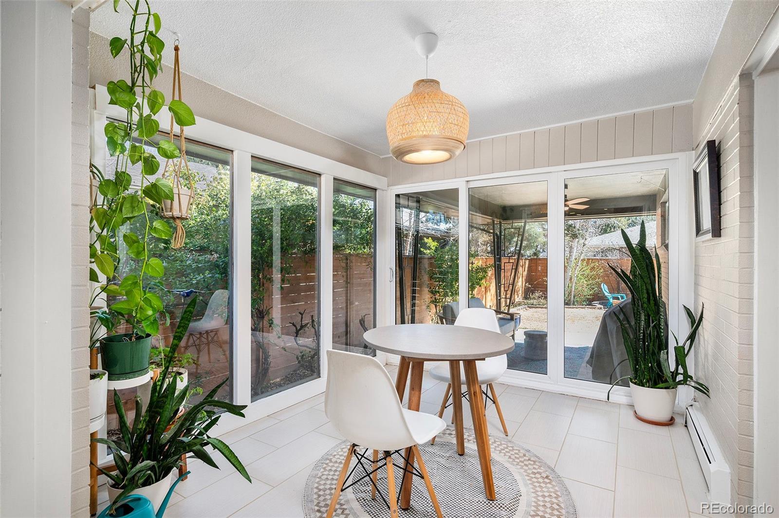 MLS Image #12 for 354 s niagara street,denver, Colorado