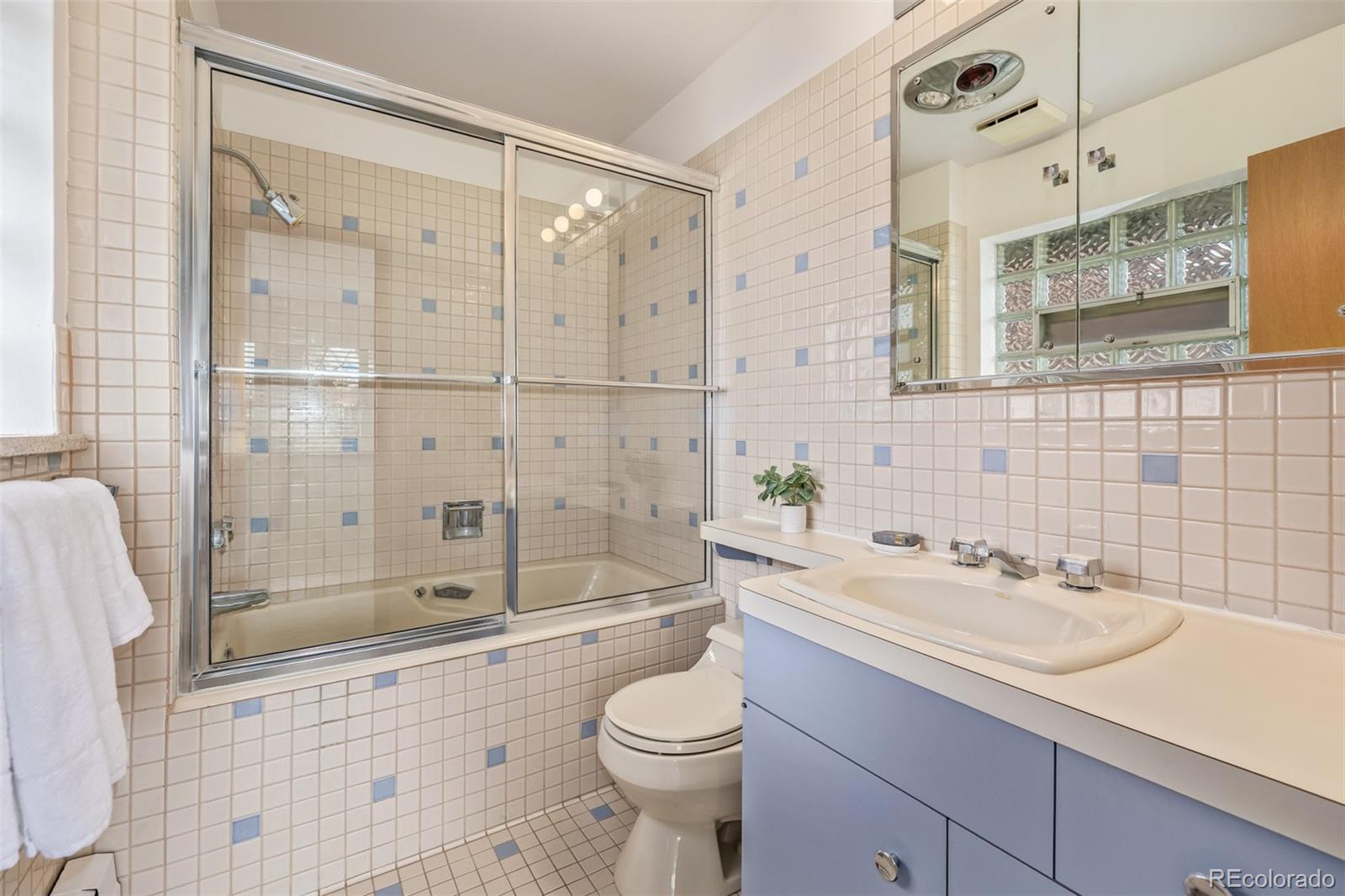 MLS Image #19 for 55  dexter street,denver, Colorado