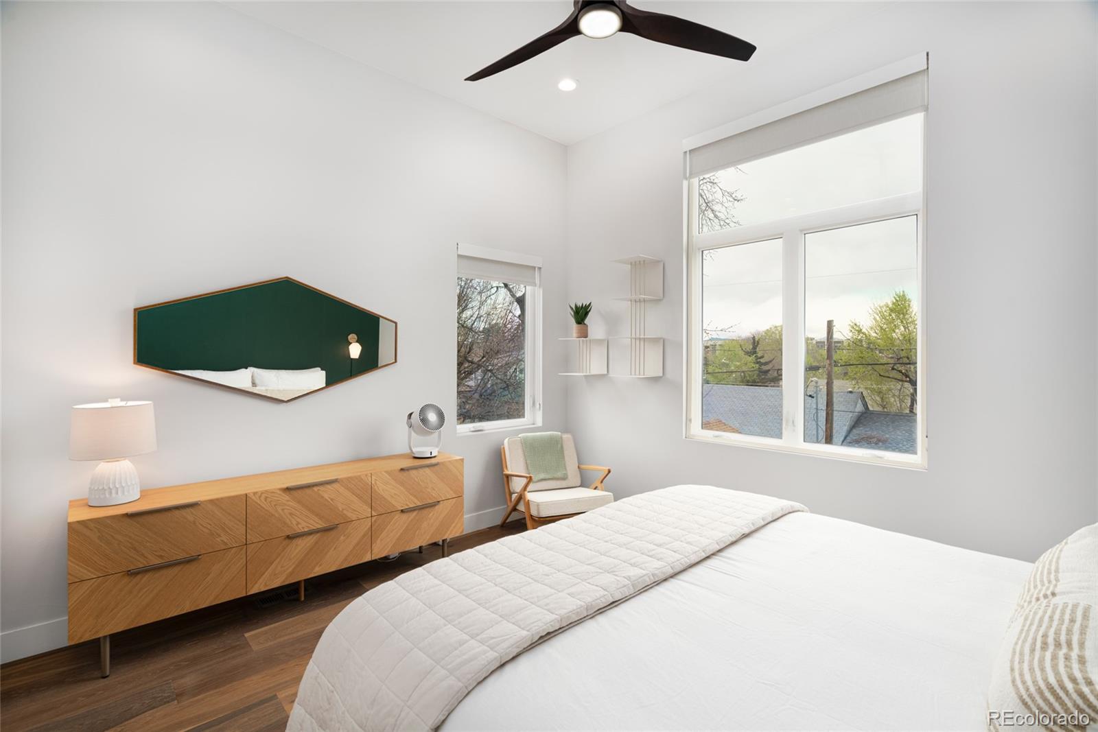 MLS Image #11 for 2107 s grant street,denver, Colorado