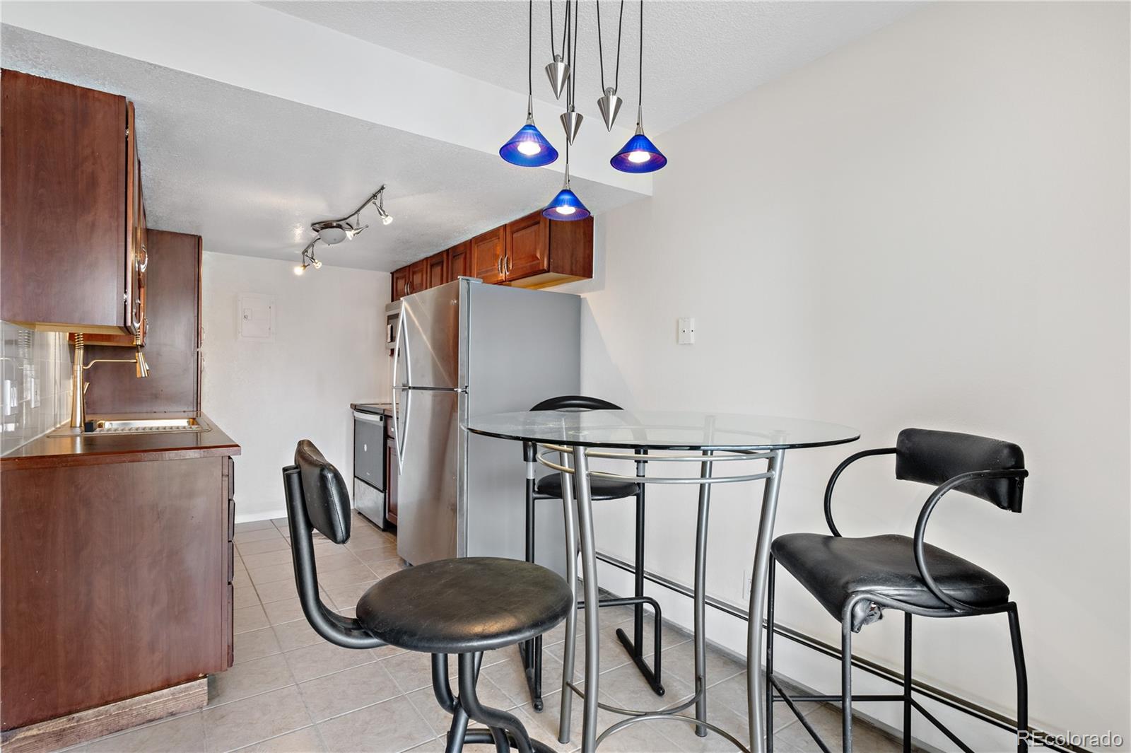 MLS Image #5 for 1021  carr street,lakewood, Colorado
