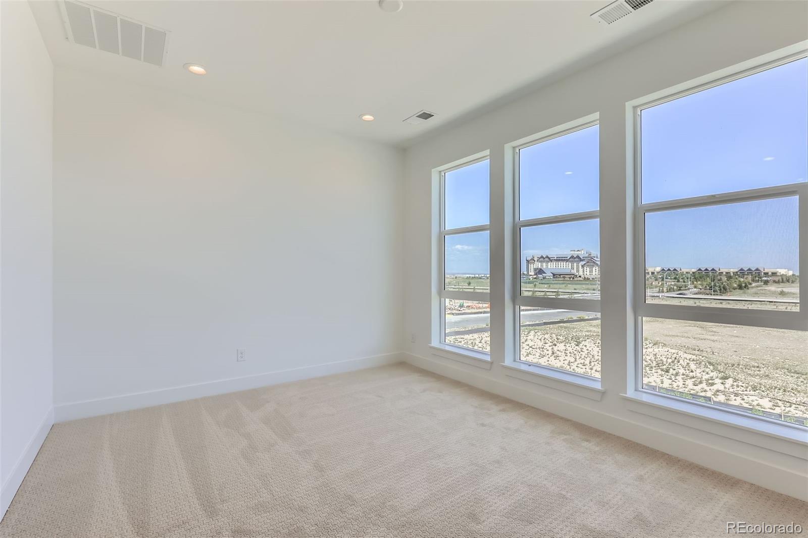 MLS Image #17 for 20578 e 63rd avenue,aurora, Colorado