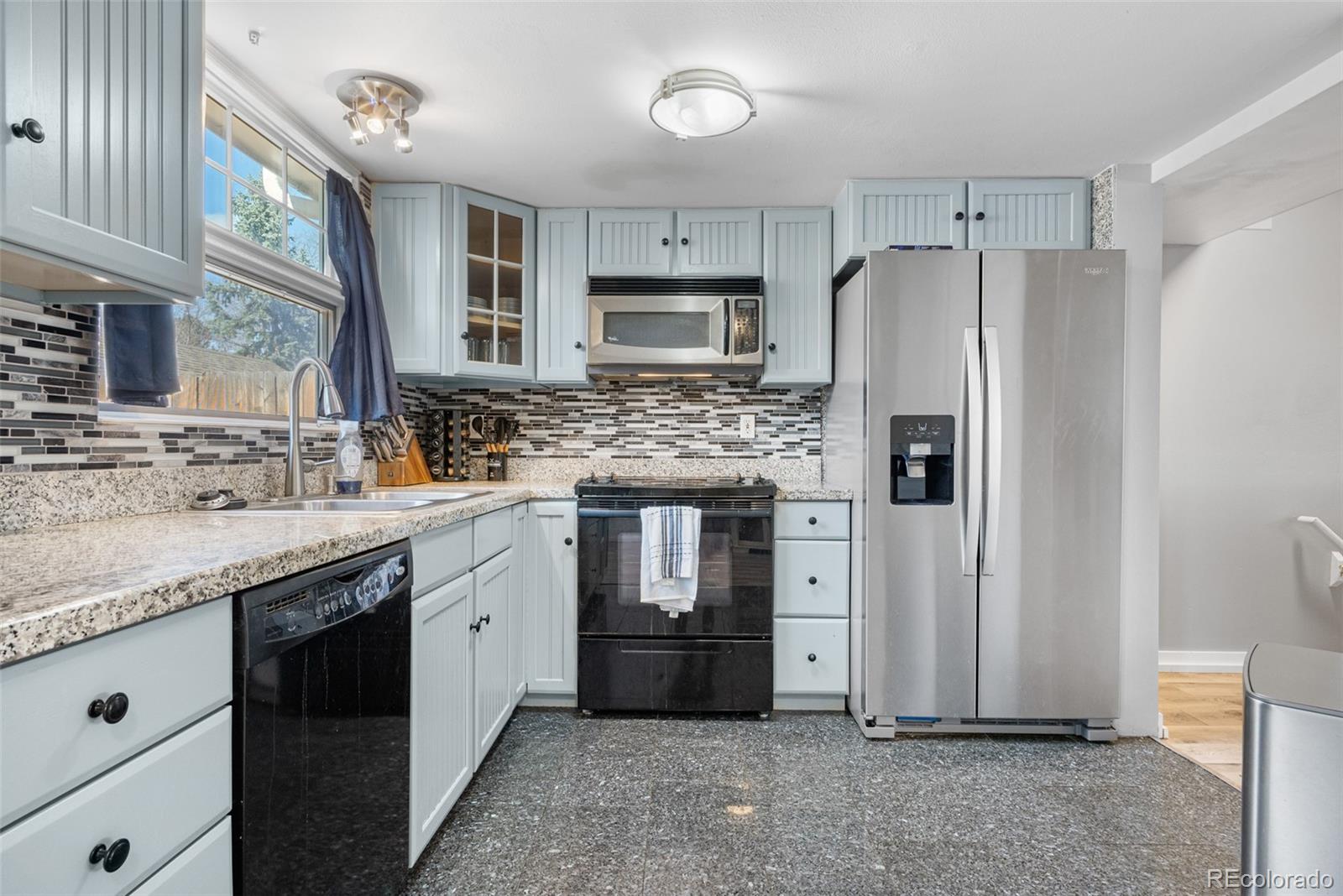 MLS Image #5 for 6690 w 84th way,arvada, Colorado