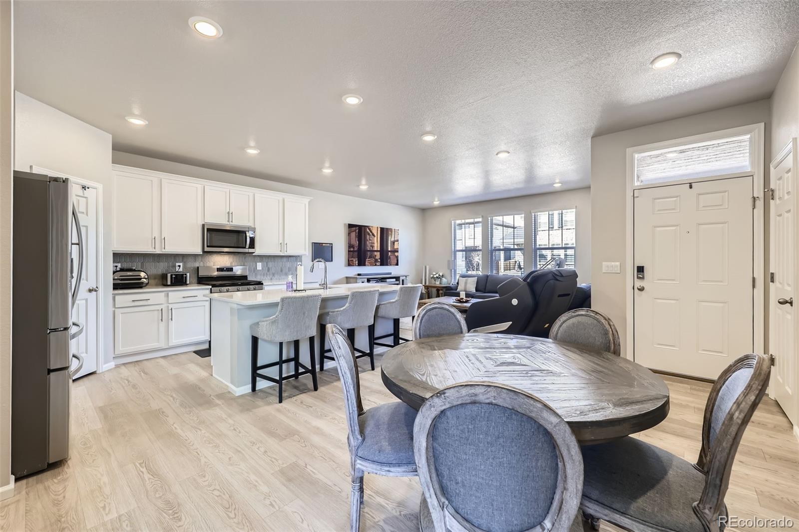 MLS Image #7 for 745 n tempe street,aurora, Colorado
