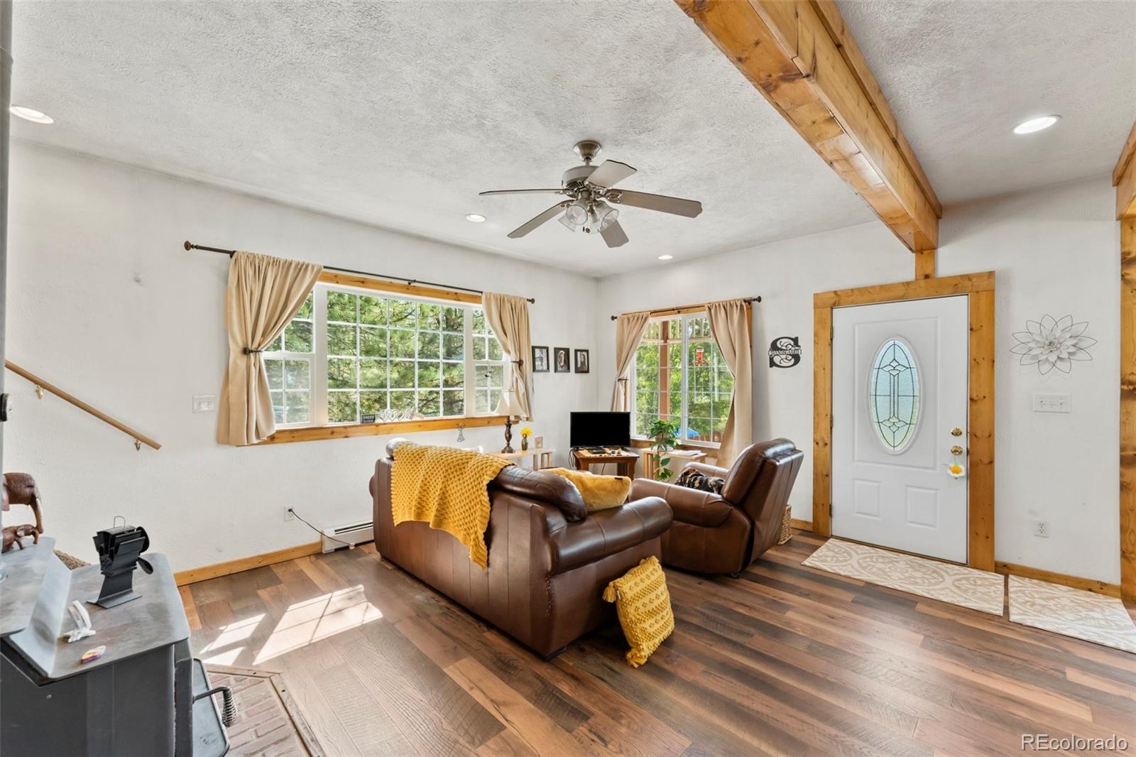 MLS Image #11 for 69  crescent drive,florissant, Colorado