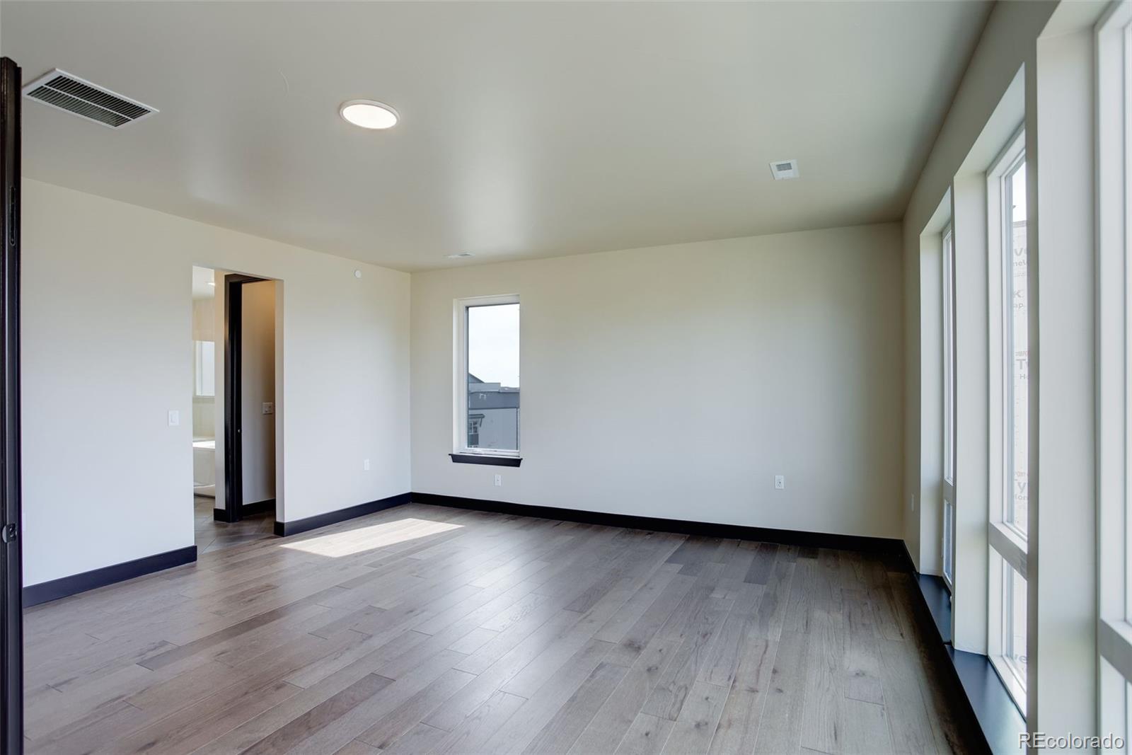 MLS Image #26 for 1778  peak loop,broomfield, Colorado