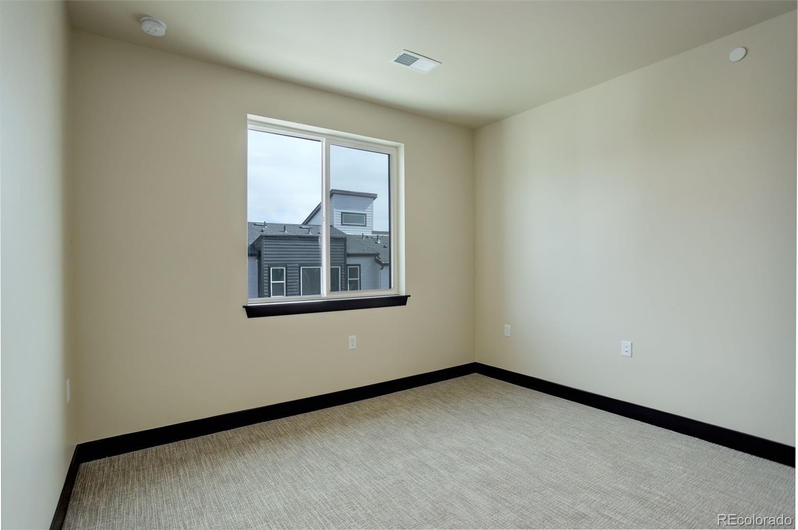 MLS Image #36 for 1778  peak loop,broomfield, Colorado