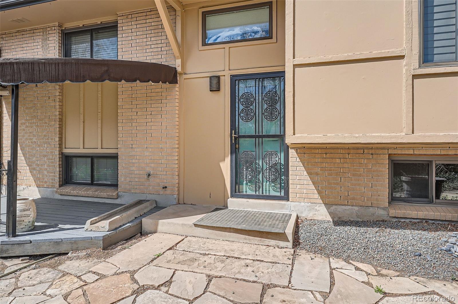 MLS Image #3 for 8095 e lehigh avenue,denver, Colorado