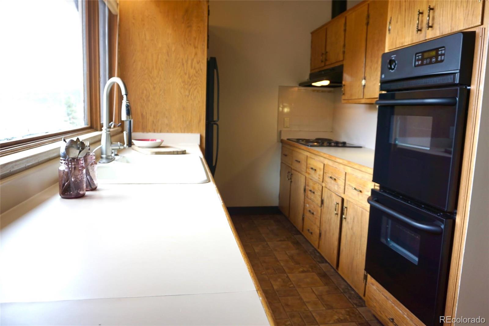 MLS Image #30 for 919  park street,trinidad, Colorado