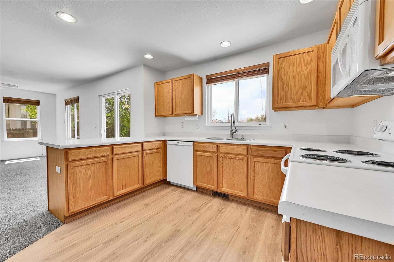 MLS Image #4 for 11963  dahlia drive,thornton, Colorado