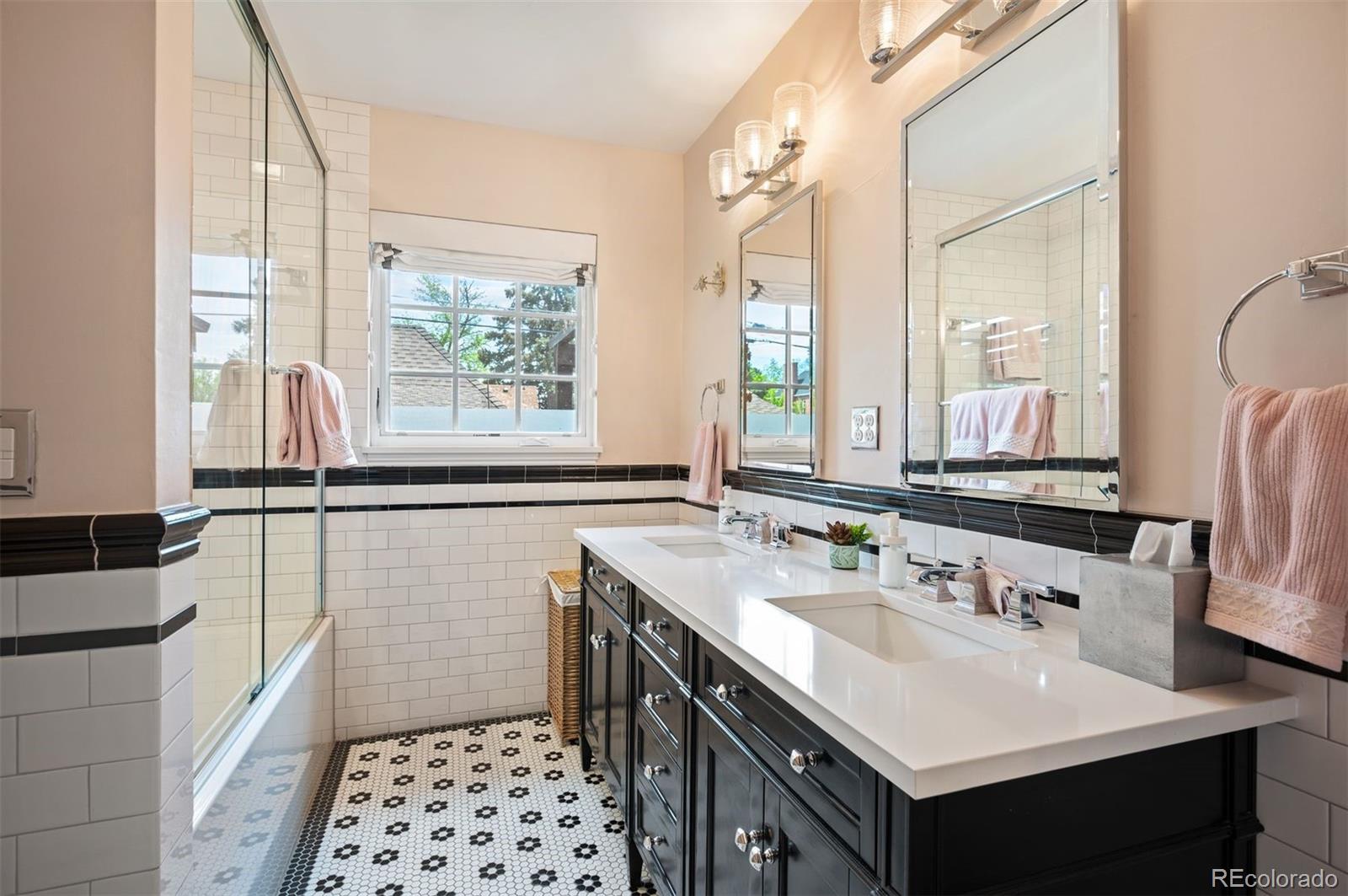 MLS Image #15 for 2300  jasmine street,denver, Colorado