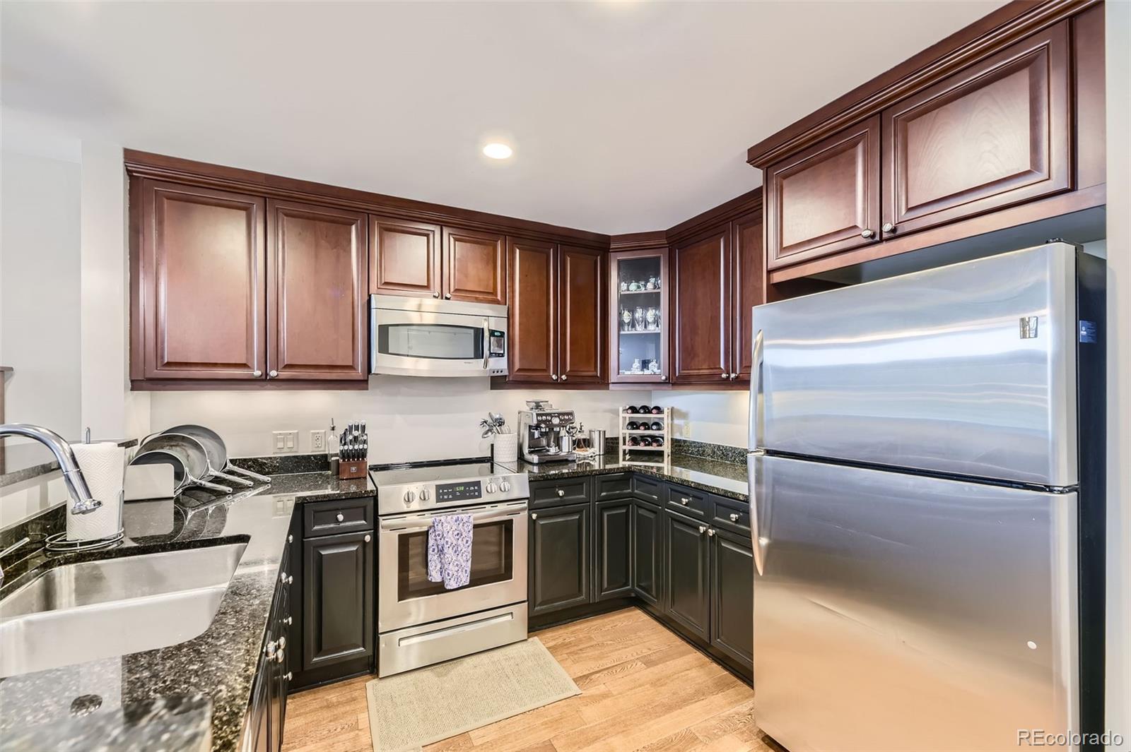 MLS Image #9 for 7220 w bonfils lane 206,lakewood, Colorado