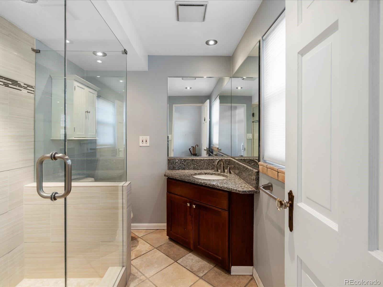 MLS Image #20 for 1100  hudson street,denver, Colorado