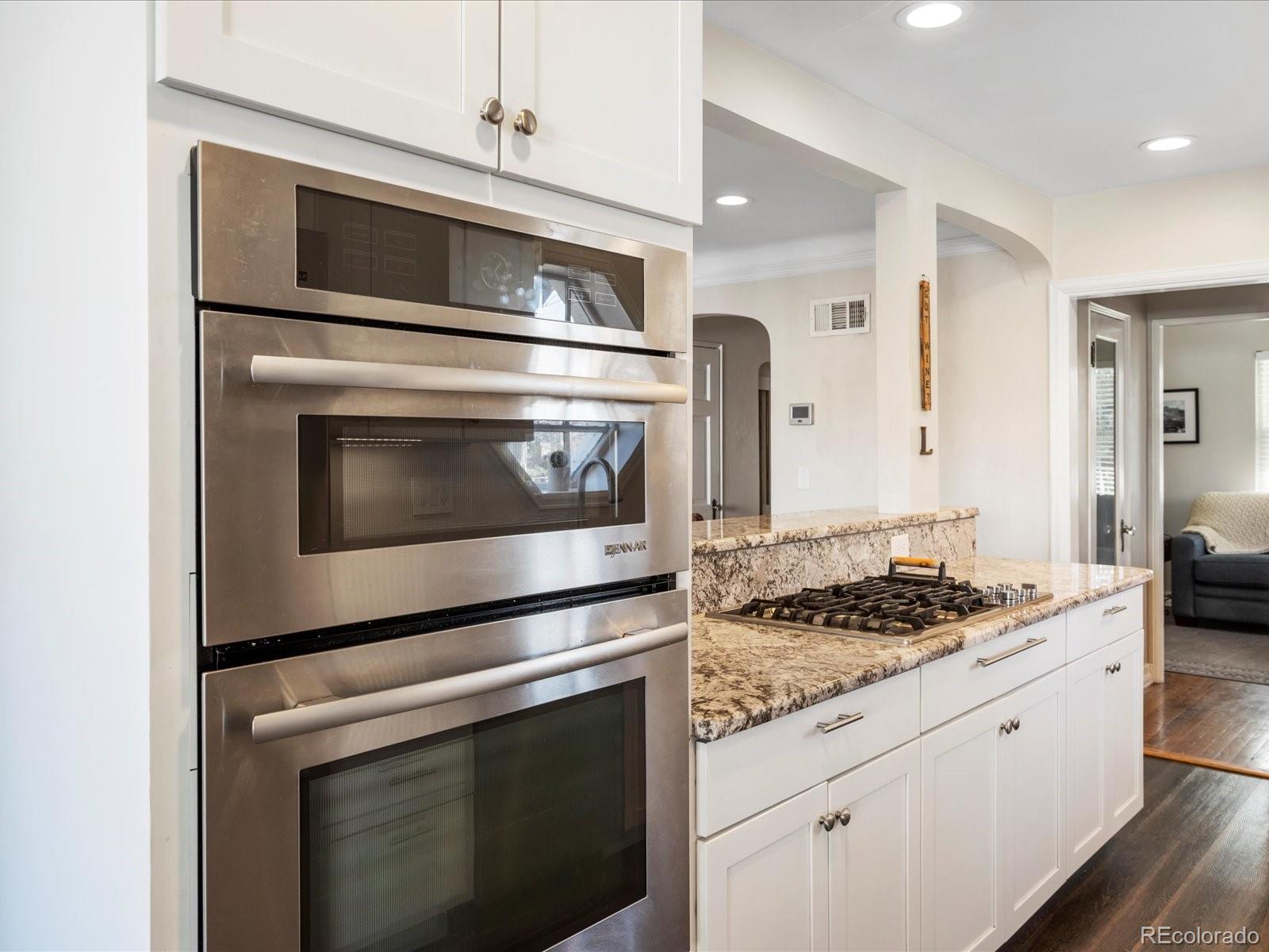 MLS Image #9 for 1100  hudson street,denver, Colorado