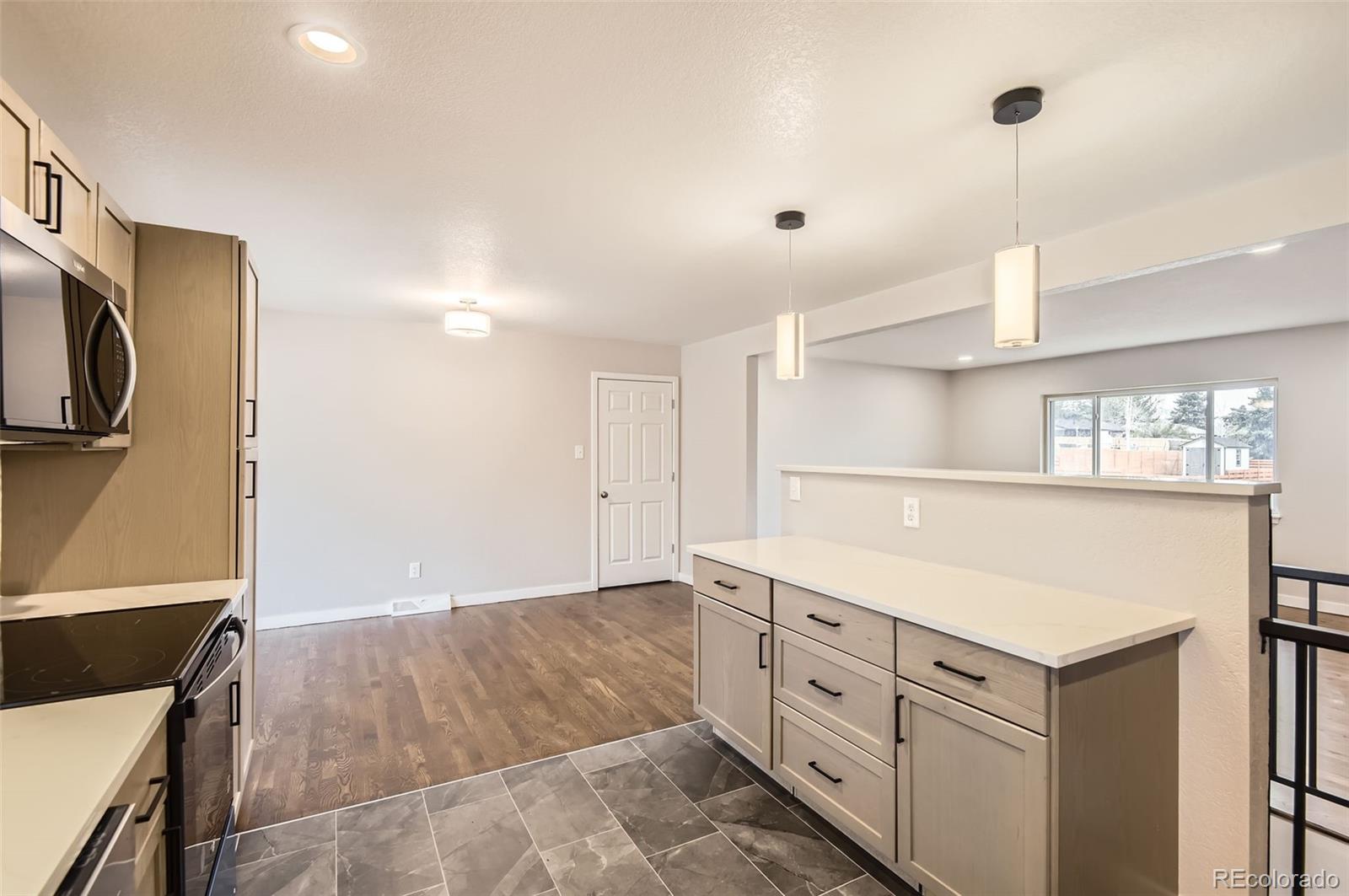 MLS Image #10 for 8097 e lehigh drive,denver, Colorado
