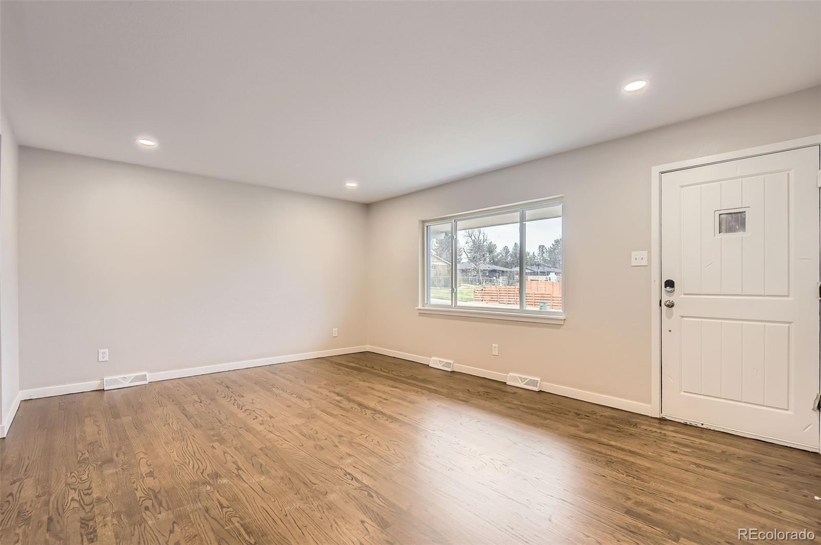 MLS Image #4 for 8097 e lehigh drive,denver, Colorado
