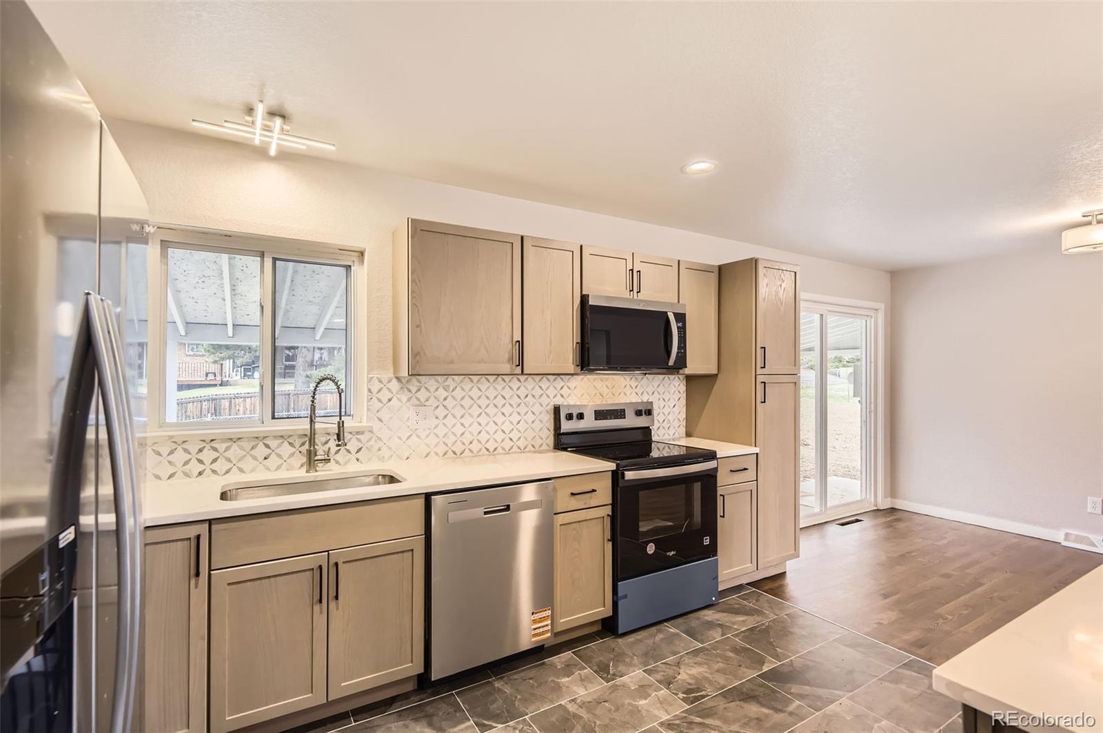 MLS Image #9 for 8097 e lehigh drive,denver, Colorado