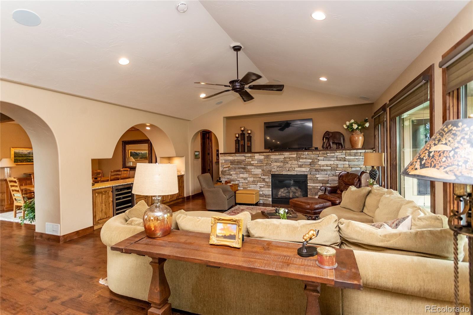 MLS Image #10 for 1915  cantwell grove,colorado springs, Colorado