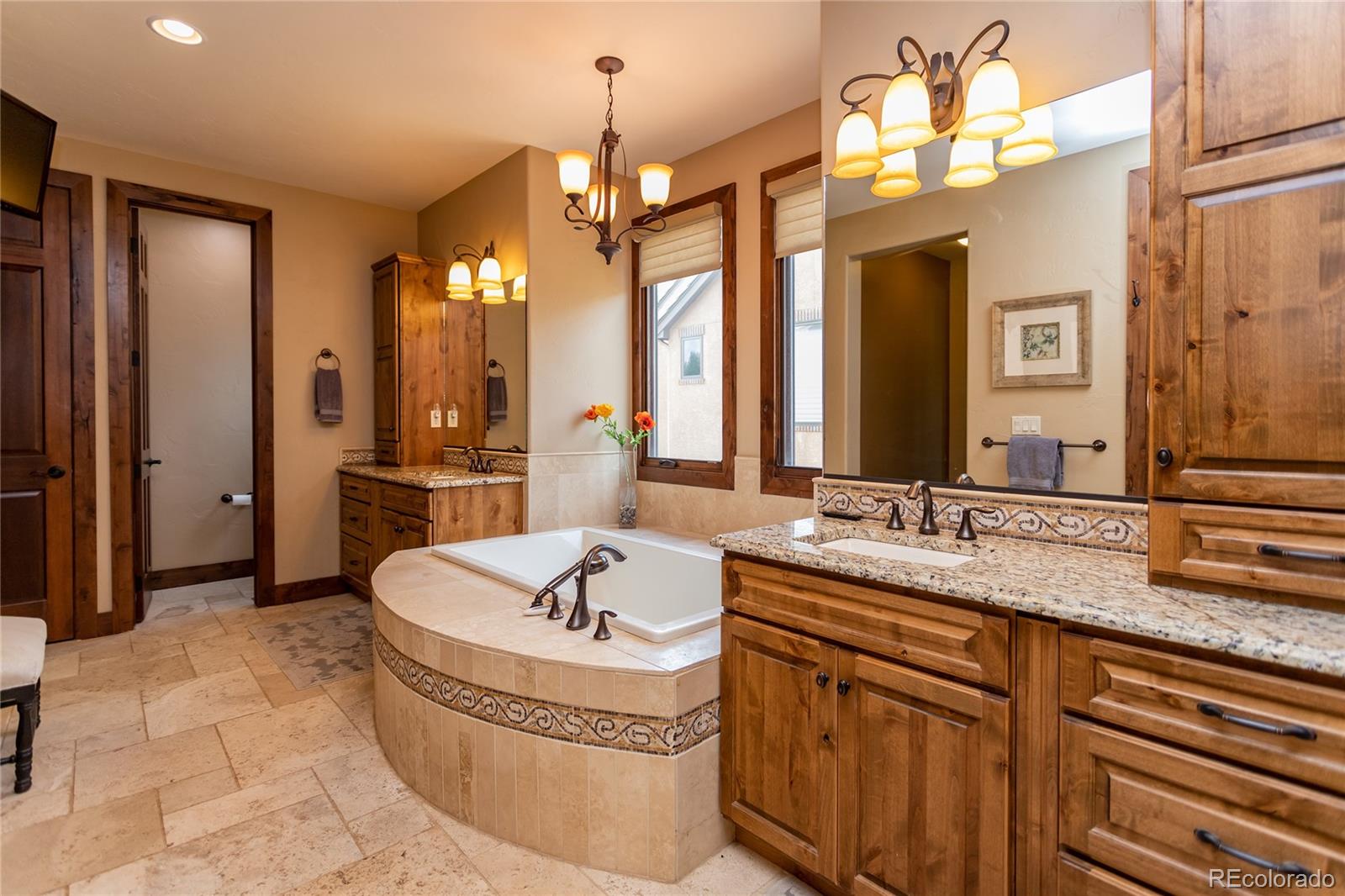 MLS Image #17 for 1915  cantwell grove,colorado springs, Colorado