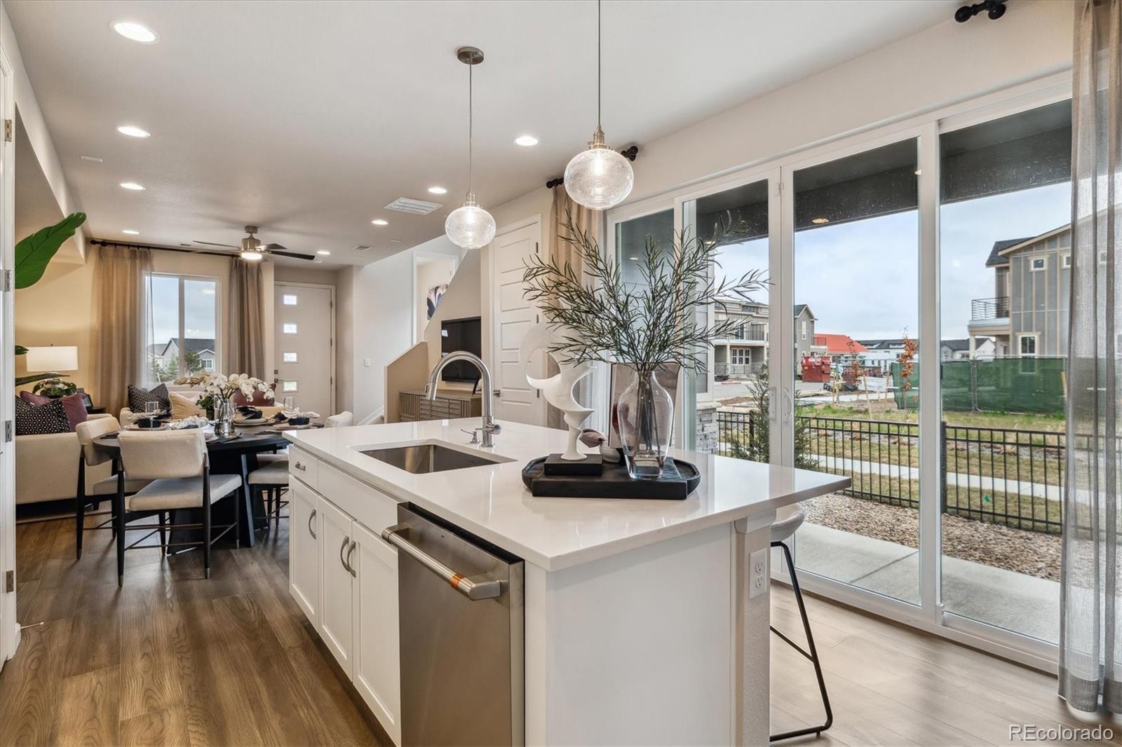 MLS Image #9 for 4588 s versailles street,aurora, Colorado