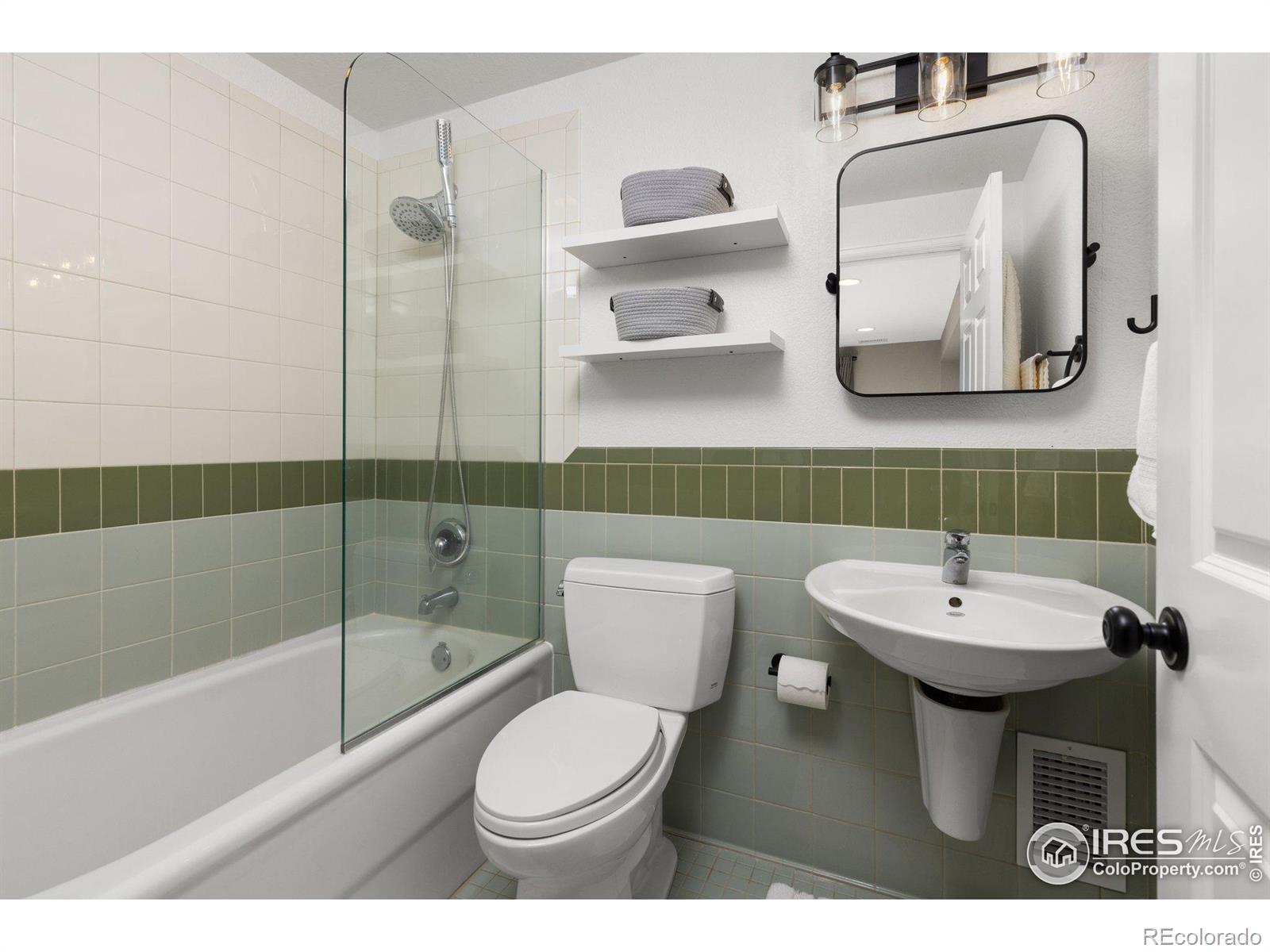 MLS Image #25 for 501 w linden street,louisville, Colorado