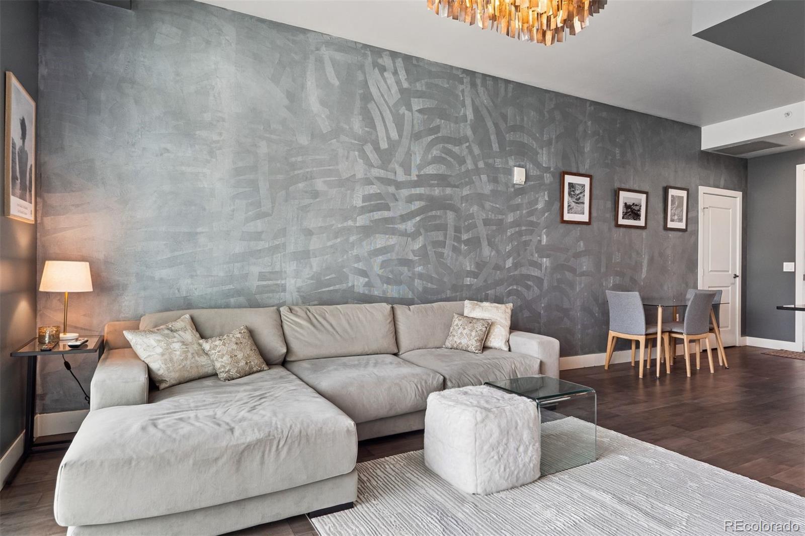 MLS Image #2 for 2001  lincoln street 920,denver, Colorado
