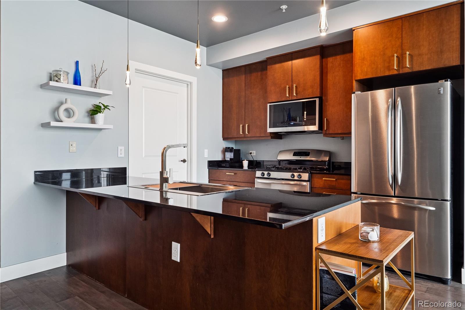 MLS Image #25 for 2001  lincoln street,denver, Colorado