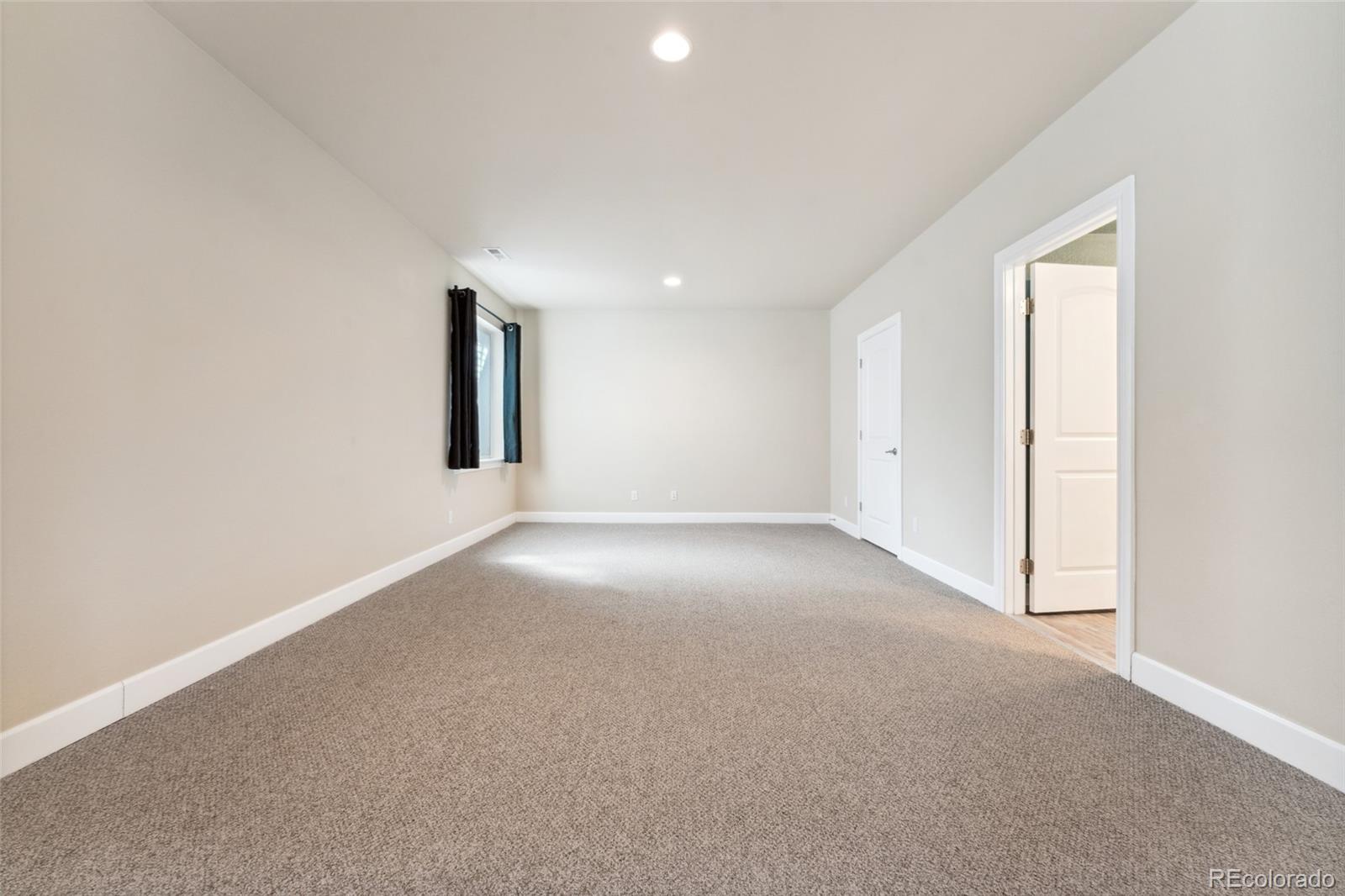 MLS Image #33 for 1208 s valentia court,denver, Colorado