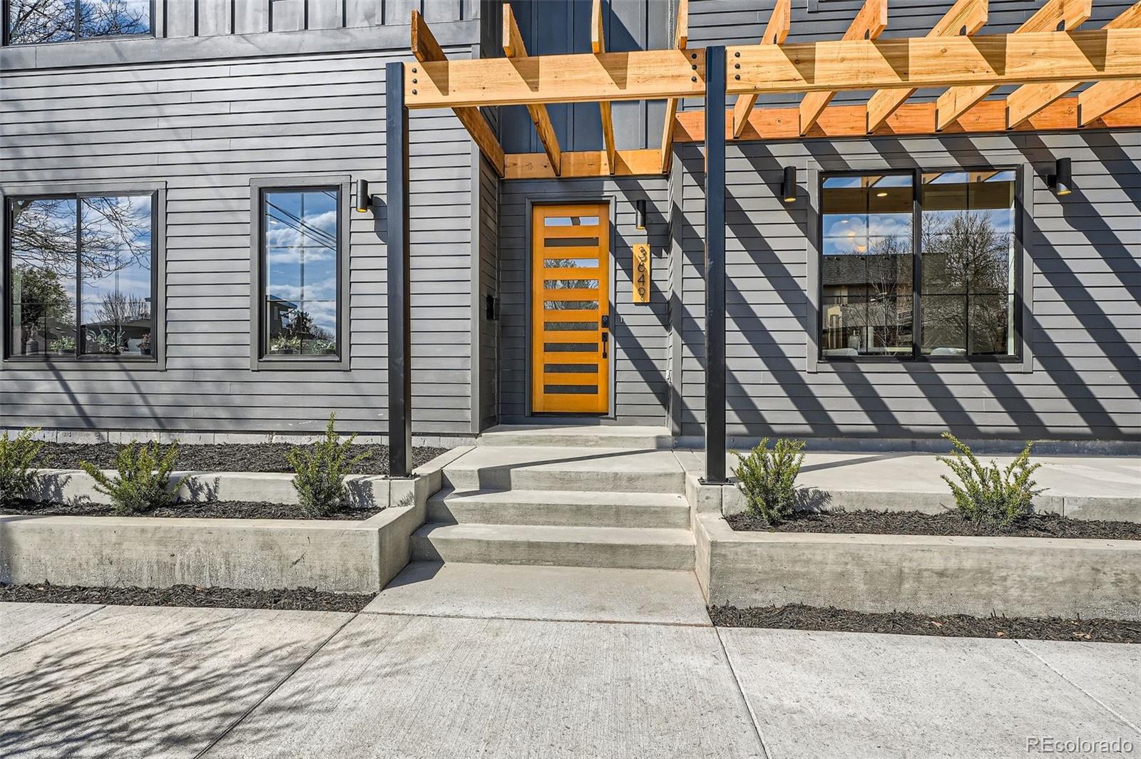 MLS Image #4 for 3649 w 21st avenue,denver, Colorado