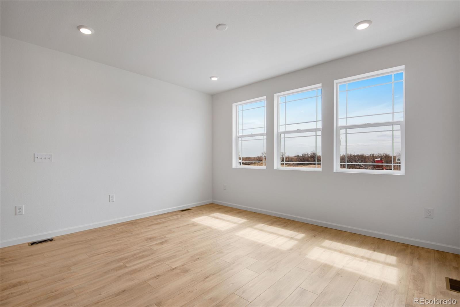 MLS Image #12 for 1426  hudson place,longmont, Colorado