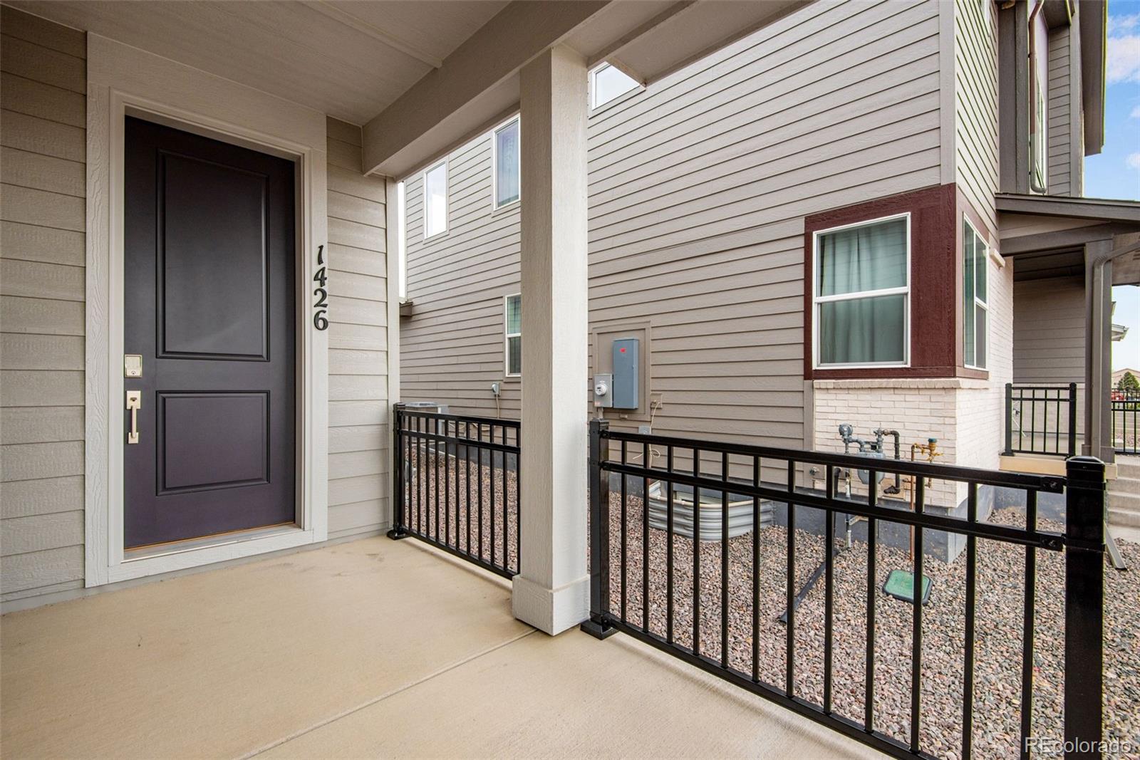 MLS Image #4 for 1426  hudson place,longmont, Colorado