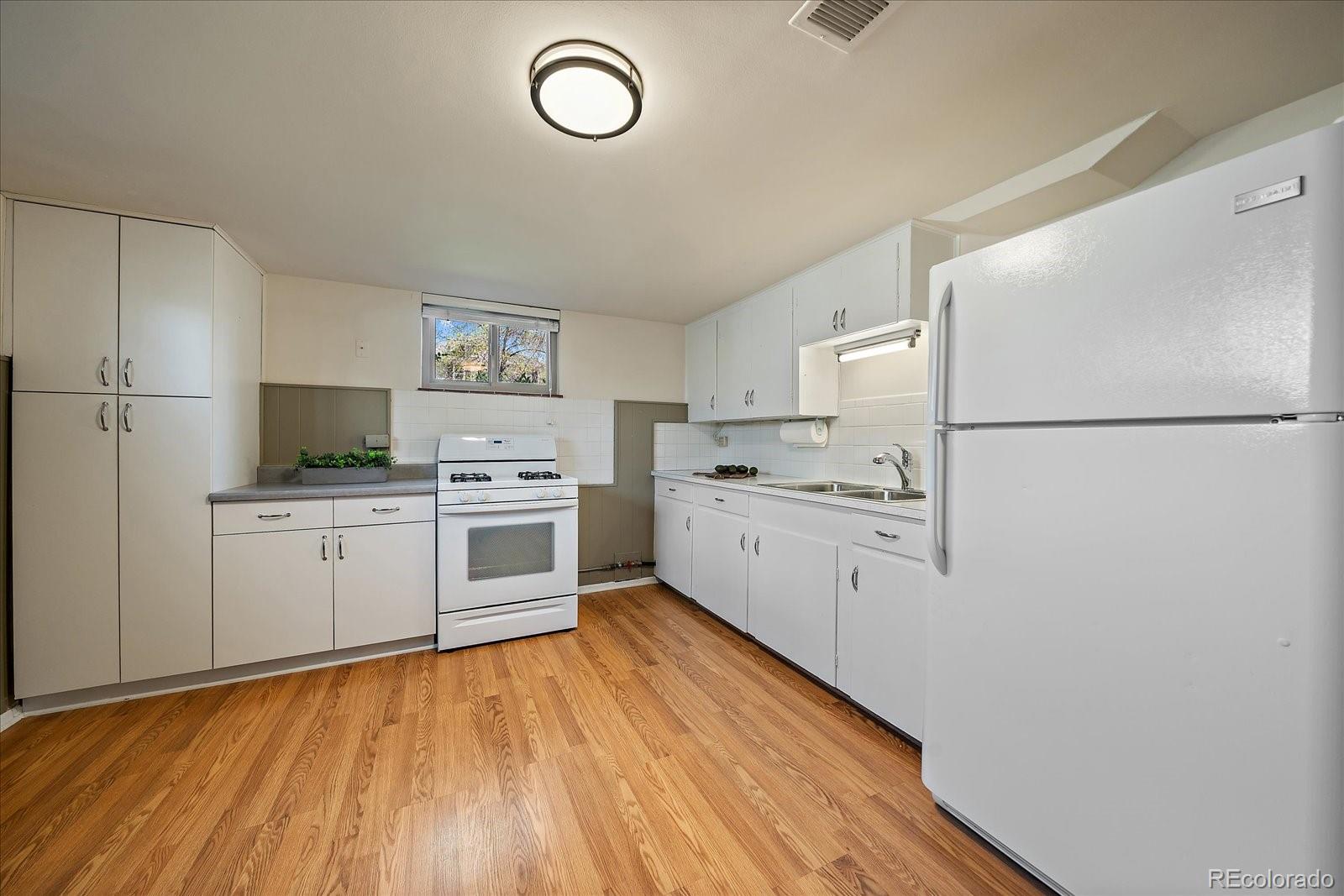 MLS Image #19 for 3540  vrain street,denver, Colorado