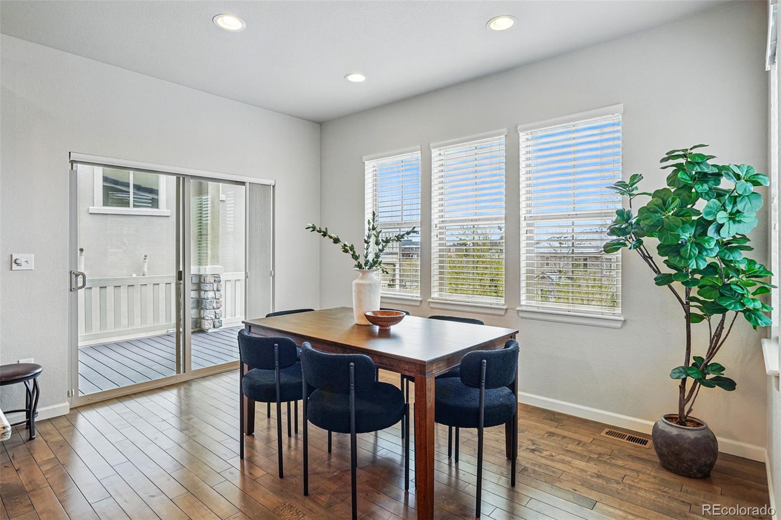 MLS Image #14 for 2562 s kendrick street,denver, Colorado