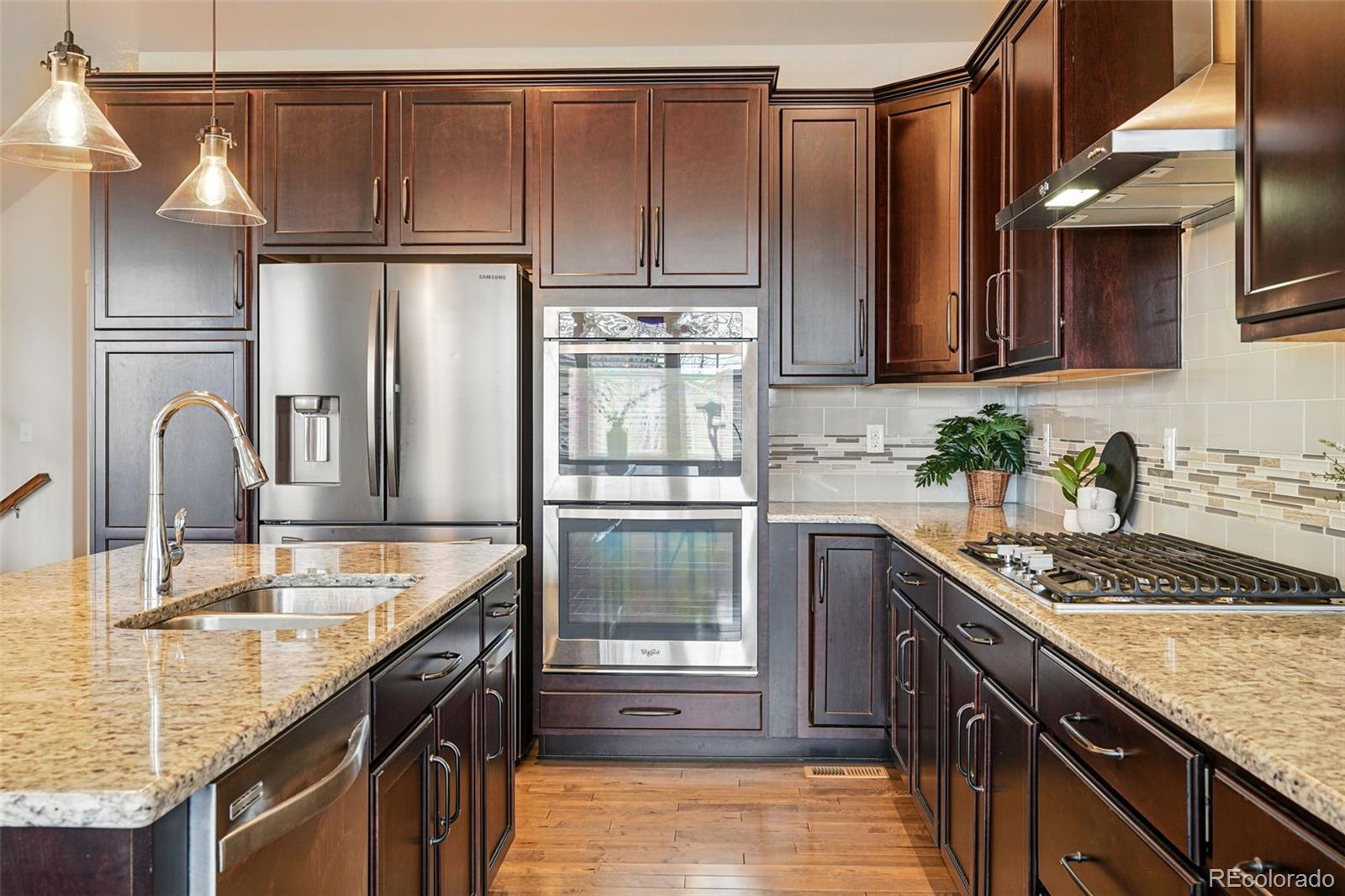 MLS Image #8 for 2562 s kendrick street,denver, Colorado