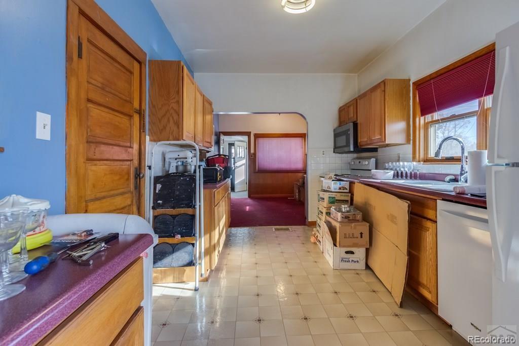 MLS Image #12 for 723  park street,trinidad, Colorado