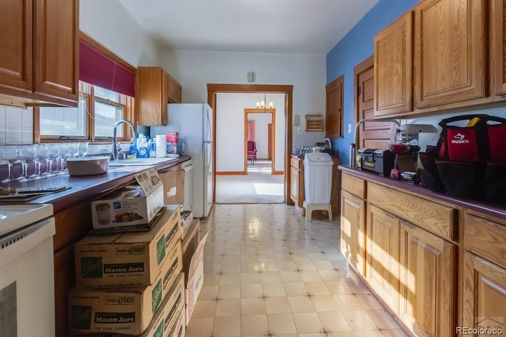MLS Image #13 for 723  park street,trinidad, Colorado