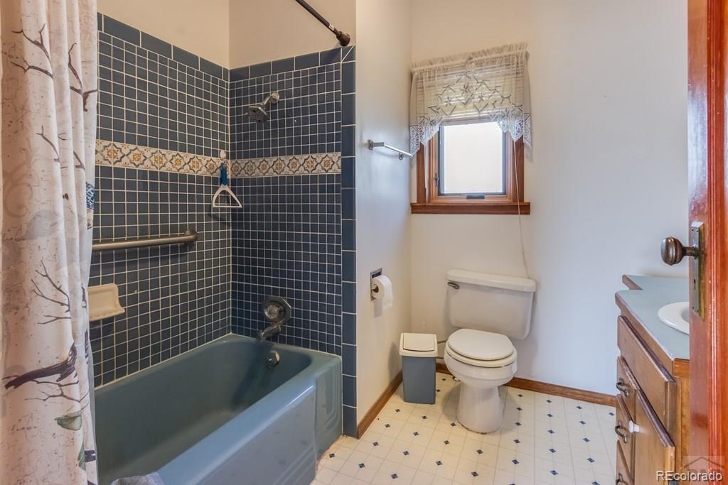 MLS Image #20 for 723  park street,trinidad, Colorado