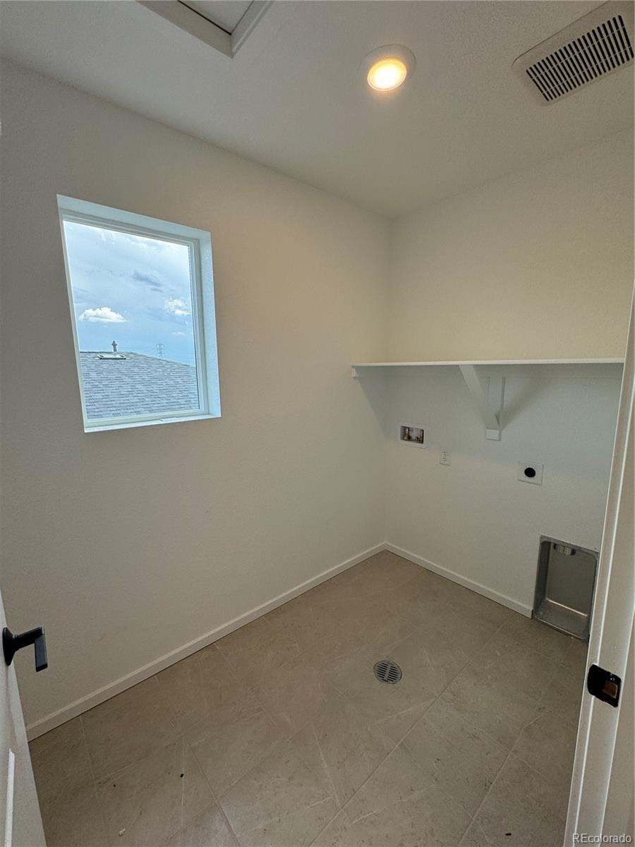 MLS Image #11 for 2145 s ider way,aurora, Colorado