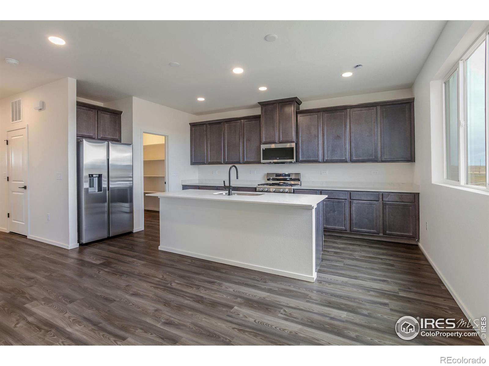 MLS Image #12 for 776  galloway drive,johnstown, Colorado