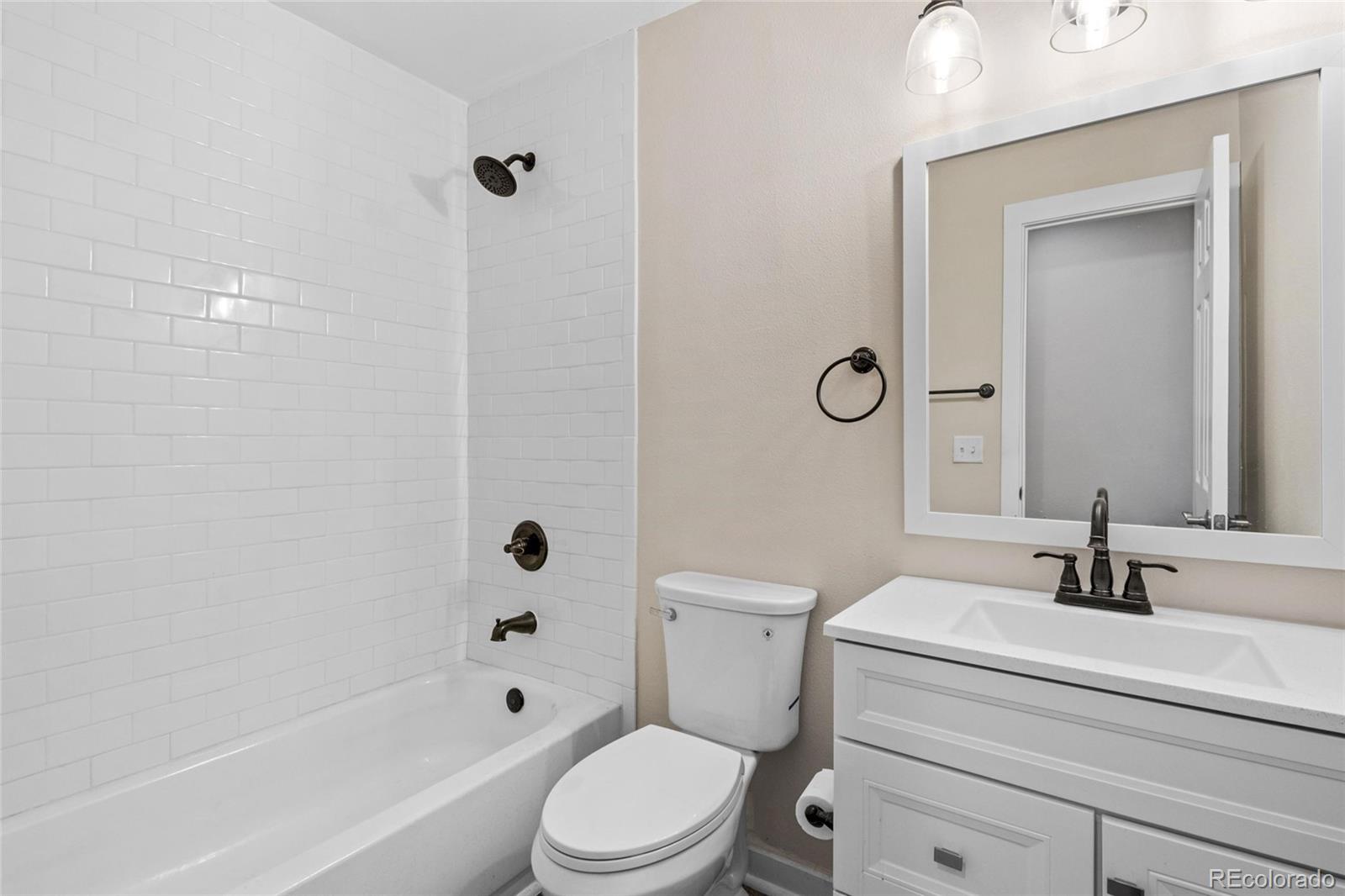 MLS Image #9 for 10150 e virginia avenue,denver, Colorado