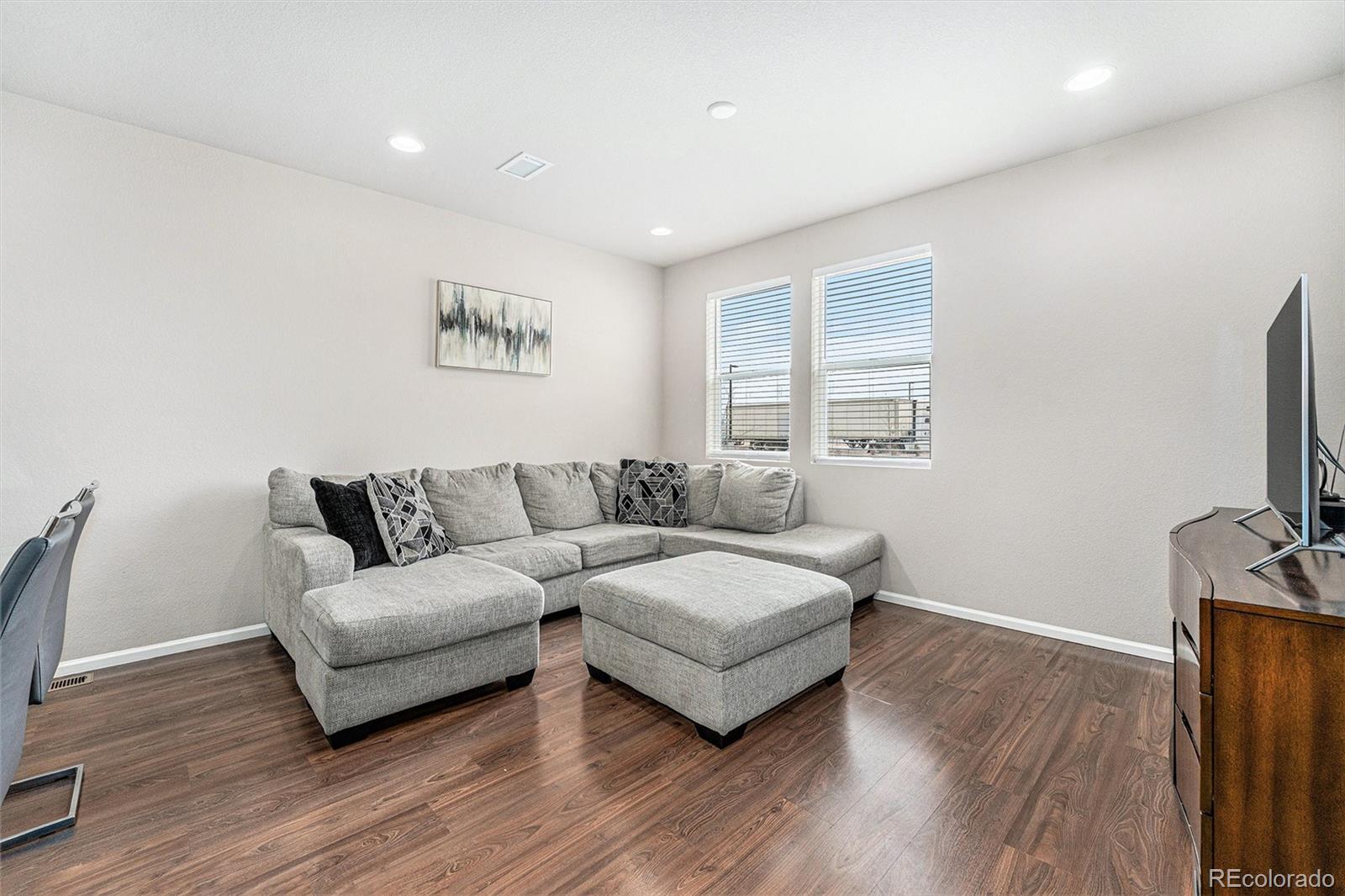 MLS Image #4 for 4755  memphis street,denver, Colorado