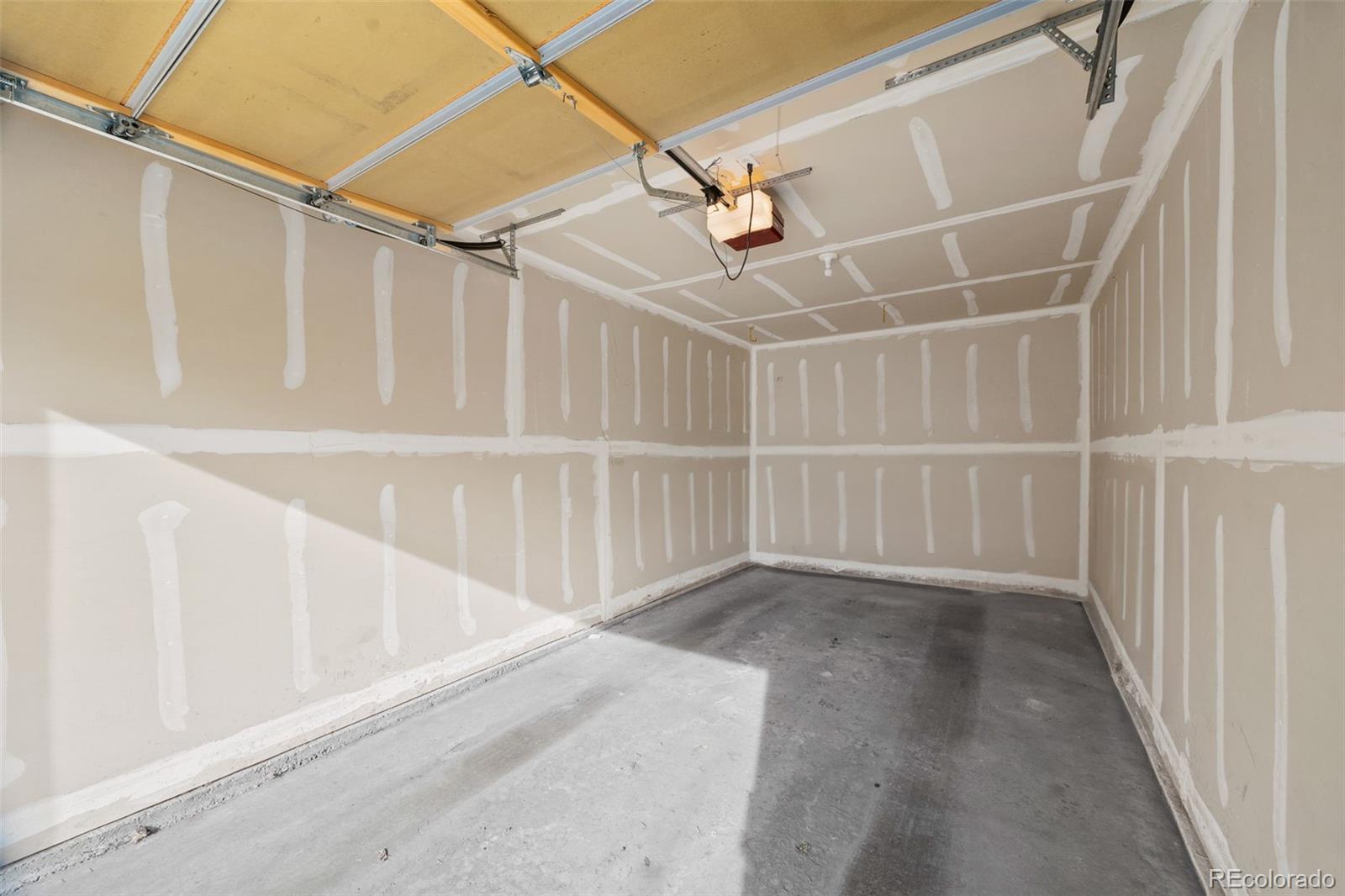 MLS Image #19 for 4084 s crystal circle,aurora, Colorado