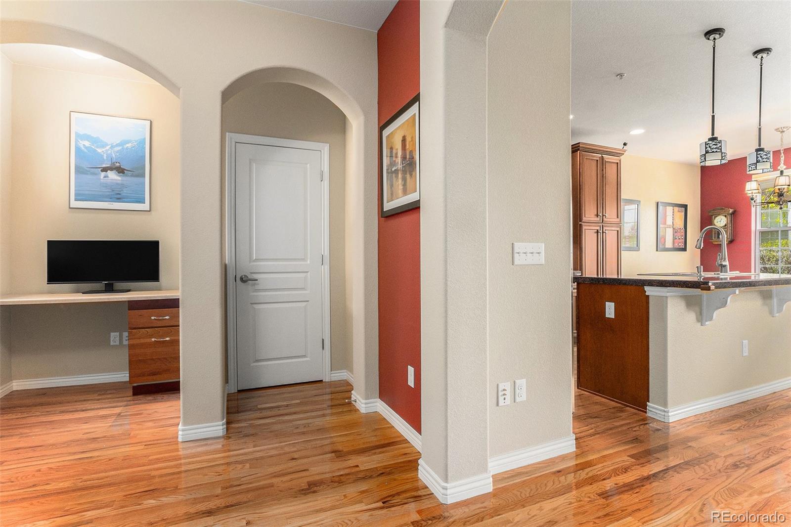 MLS Image #5 for 11962 w long circle 103,littleton, Colorado
