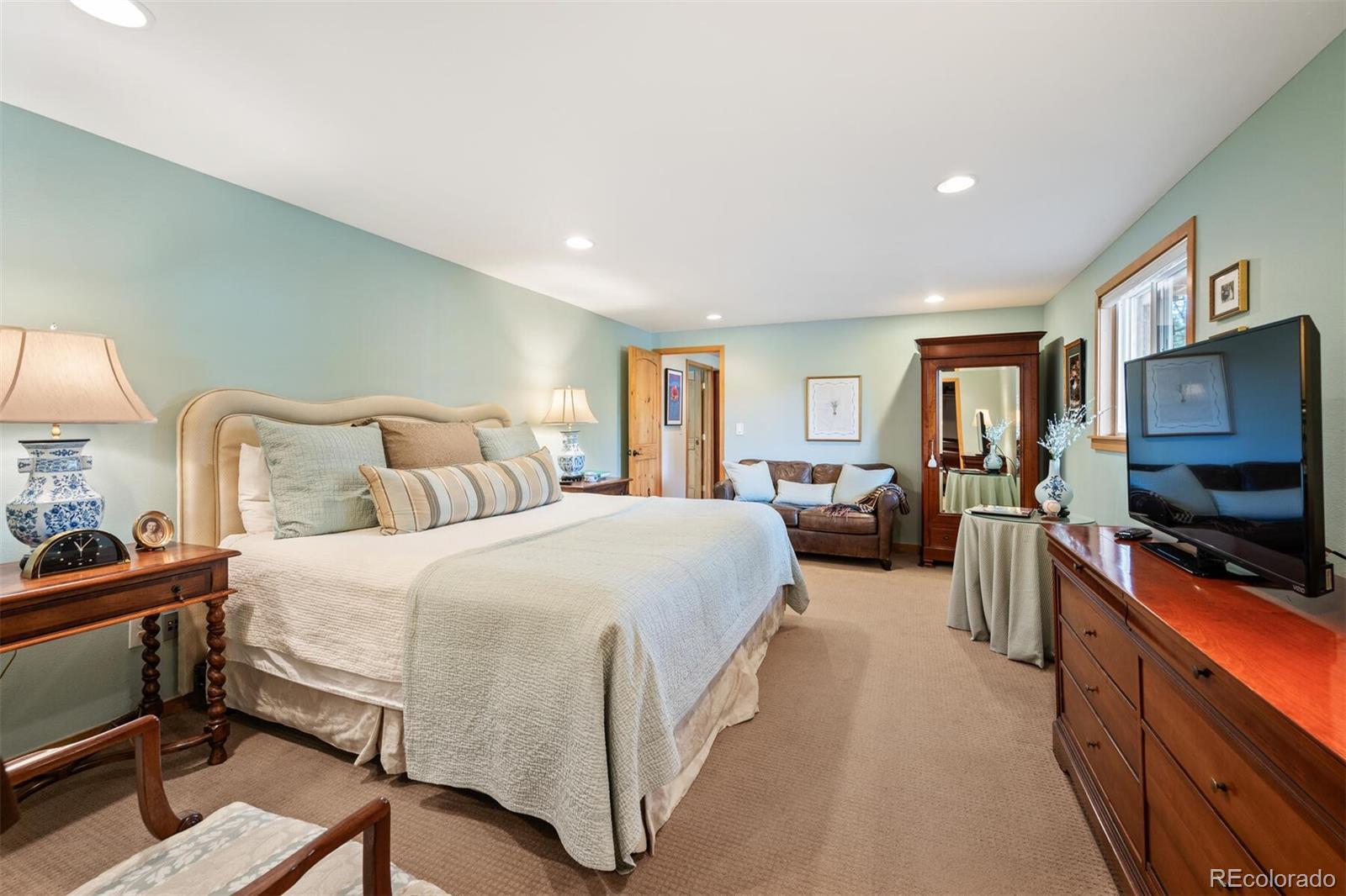 MLS Image #33 for 28454  meadow drive,evergreen, Colorado
