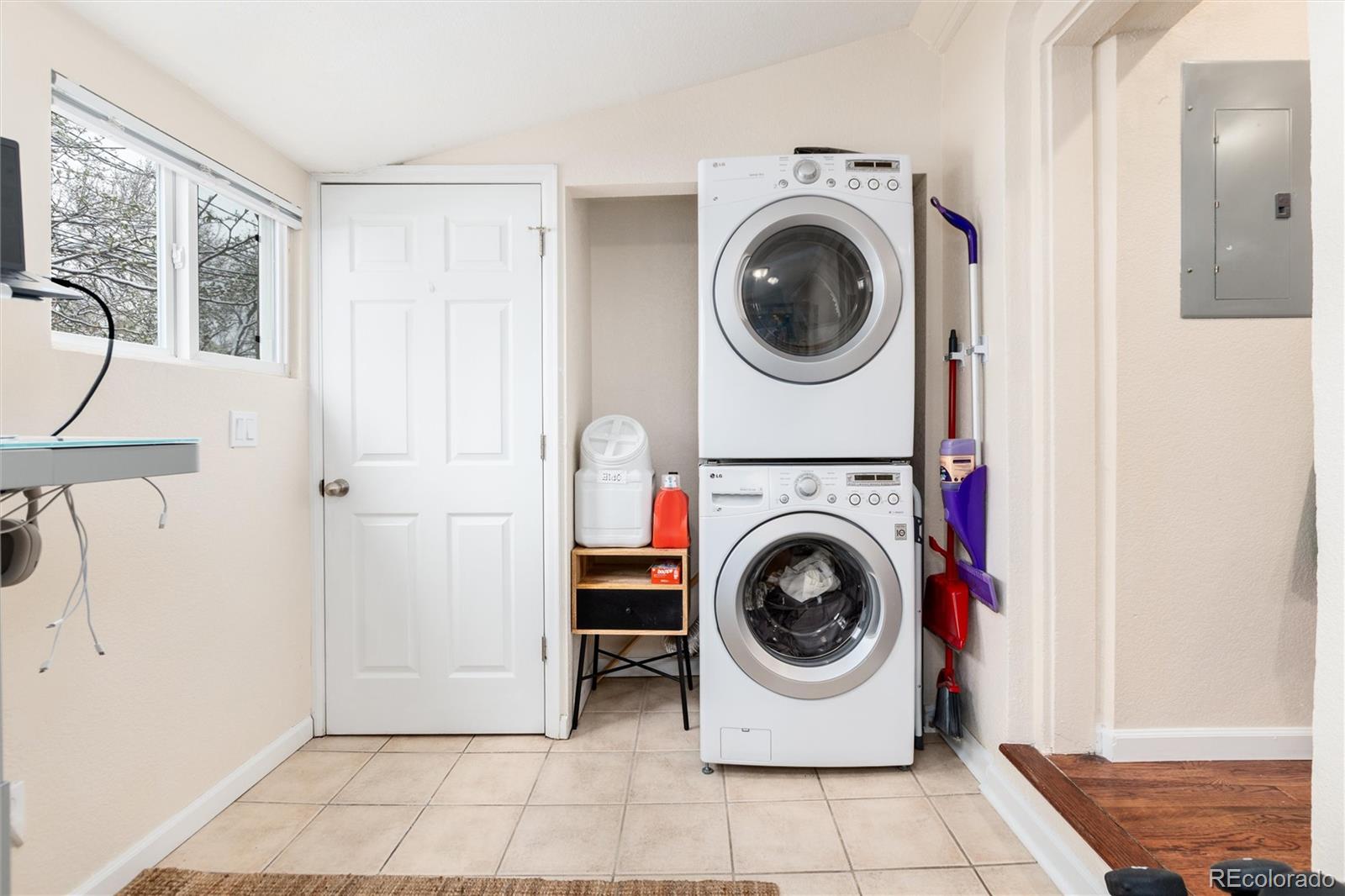 MLS Image #25 for 3220 w 24th avenue,denver, Colorado